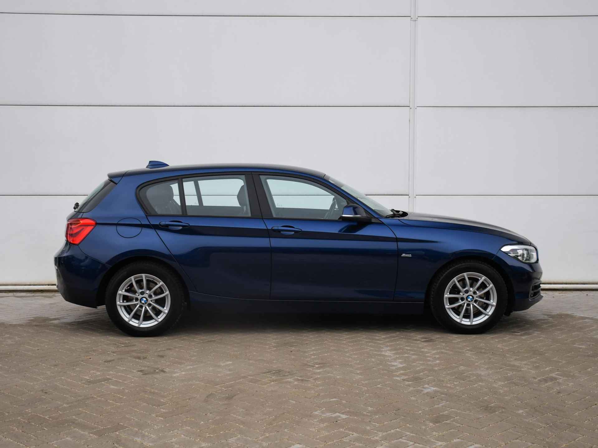 BMW 1-serie 118i 136pk 16''LM | PDC | STOELVERW. VOOR | CRUISE.C | NAVI | DRIVE MODE - 3/32