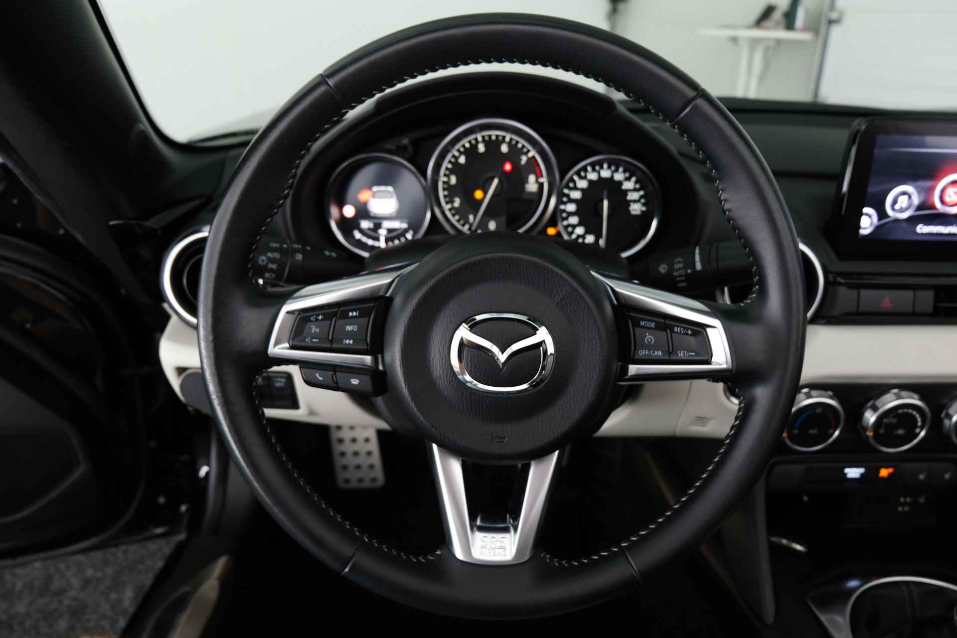 Mazda MX-5 2.0 SkyActiv-G 184 Signature / CAMERA / CARPLAY / CRUISE / STOELVERW. / - 7/34