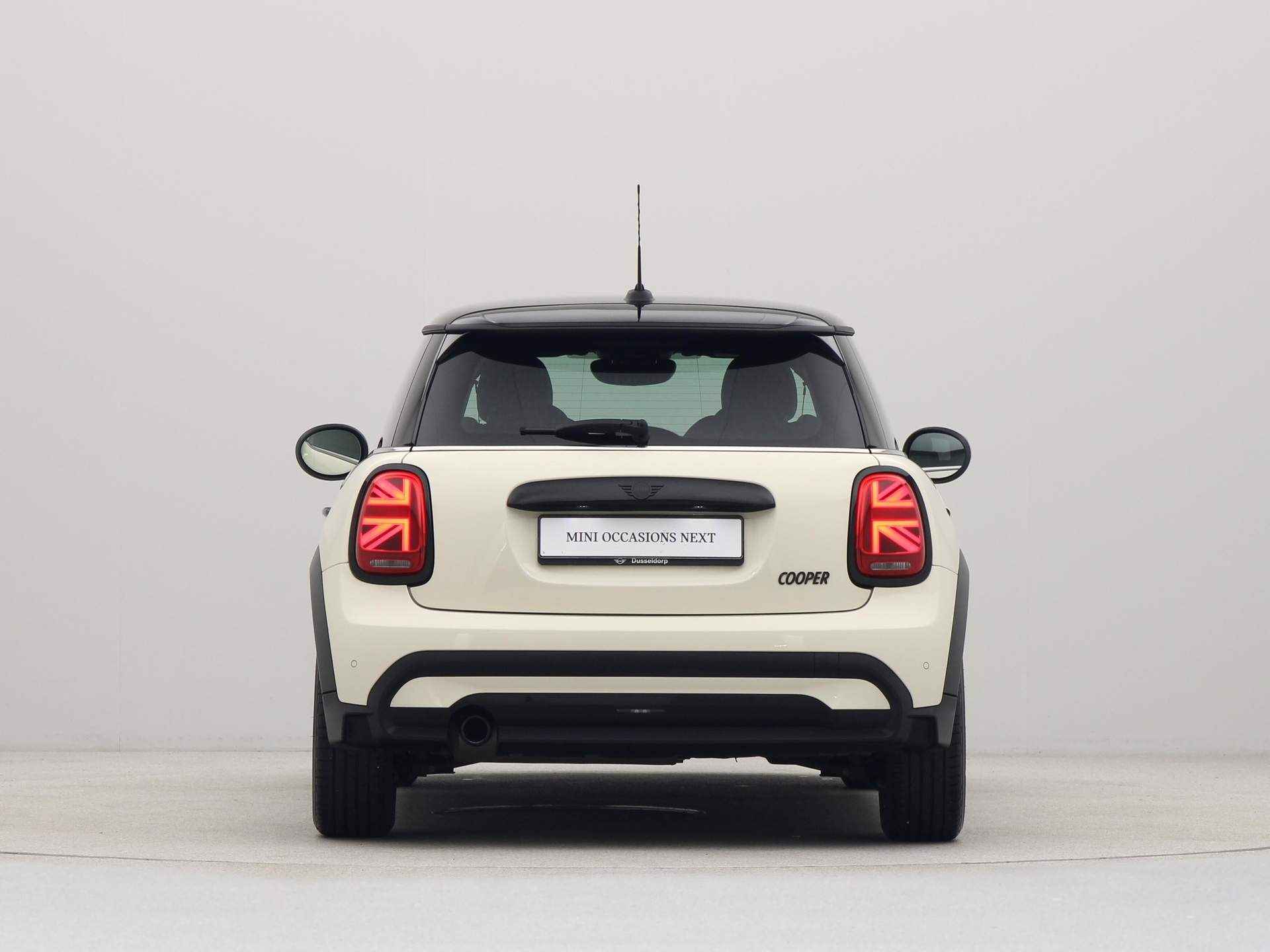 MINI 3-deurs Cooper Classic Aut. - 11/22