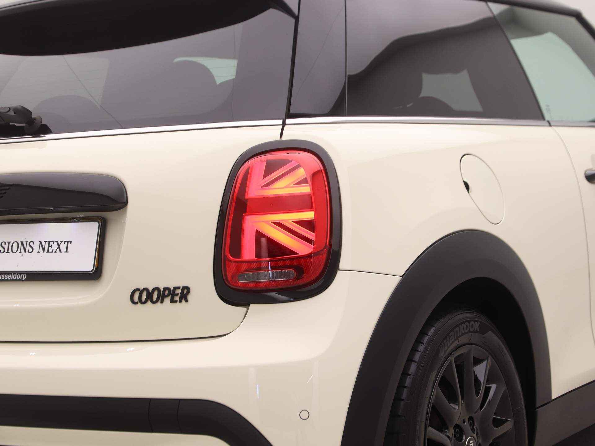 MINI 3-deurs Cooper Classic Aut. - 21/22