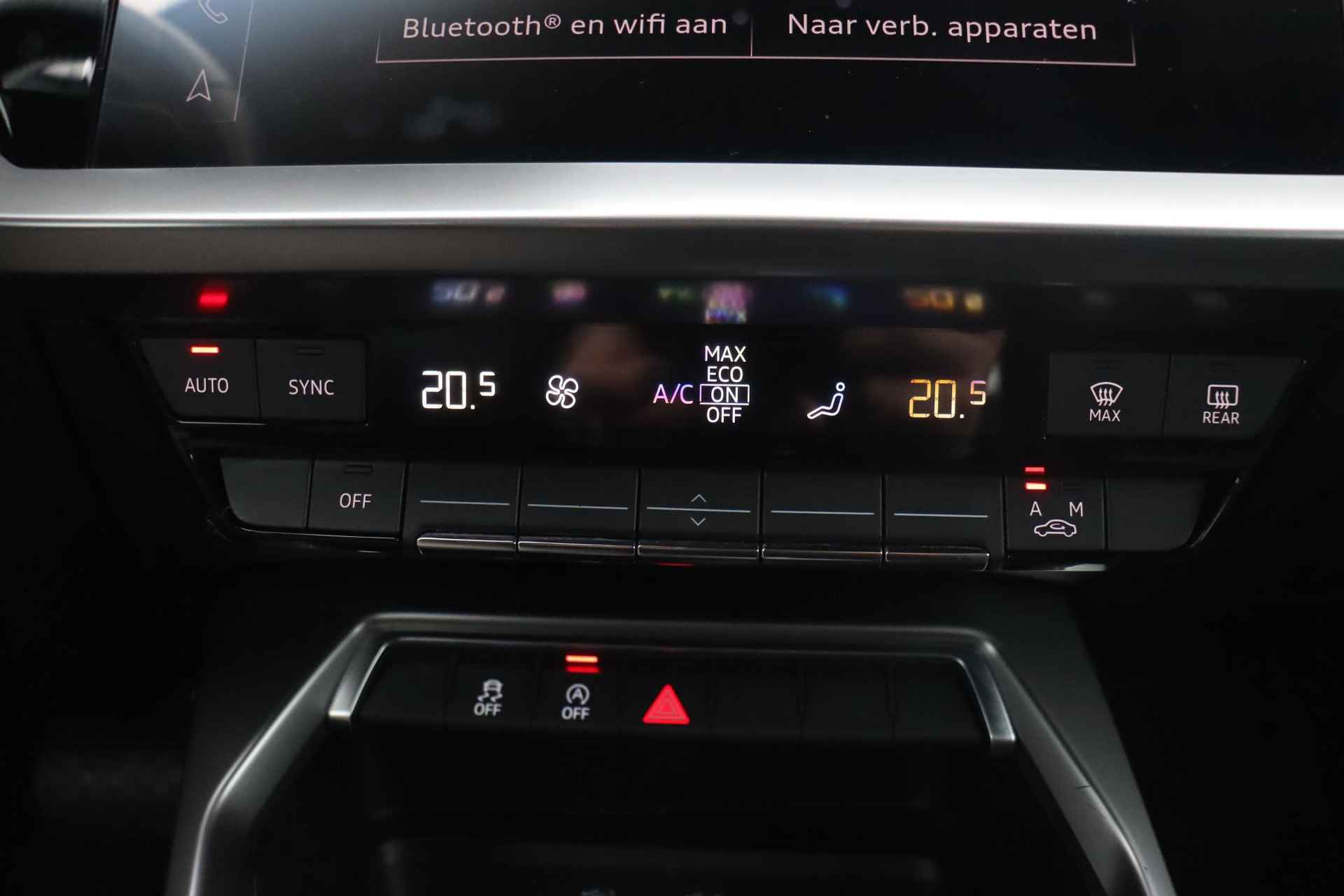 Audi A3 Sportback 30 TFSI Business edition LED Koplampen Navigatie Clima Allseason - 22/43