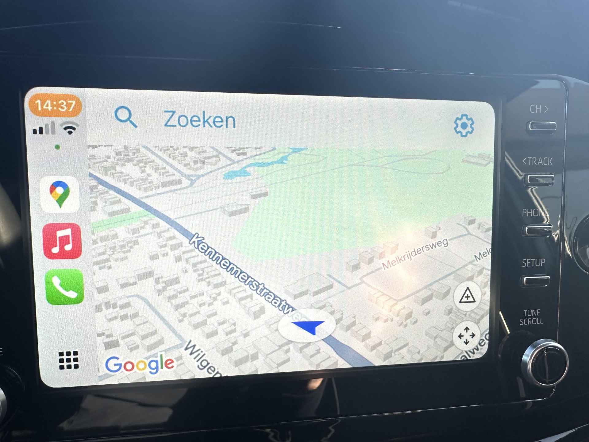 Toyota Aygo X 1.0 VVT-i Pulse Automaat Bi-tone / lichtmetalen velgen / Apple Carplay / Android Auto / parkeercamera / rijklaarprijs - 30/34