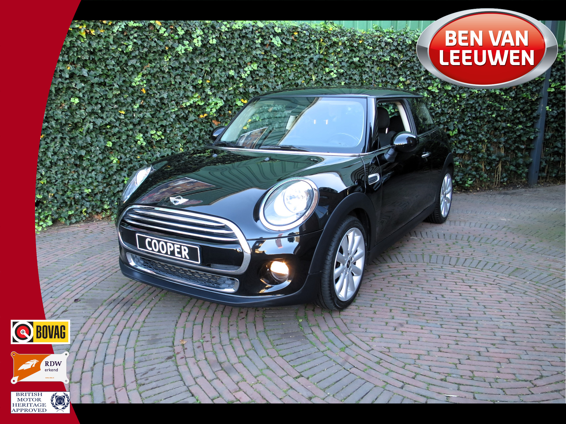 MINI Cooper 1.5 Chili F56 met Navi, Keyless entry, PDC en 17"