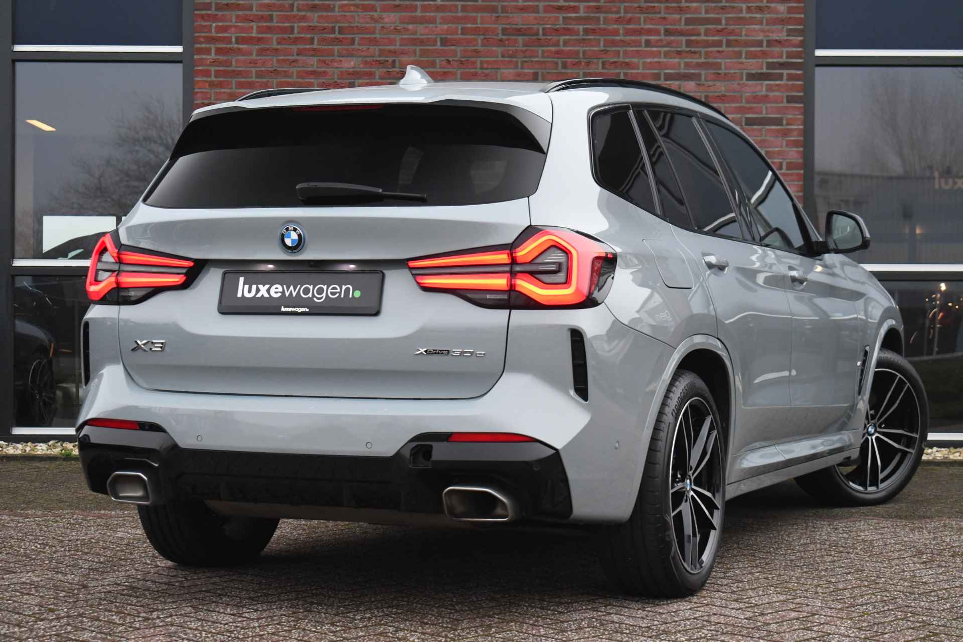 BMW X3 xDrive30e M-Sport Pano M-Zetels ACC HUD H/K Camera - 2/90