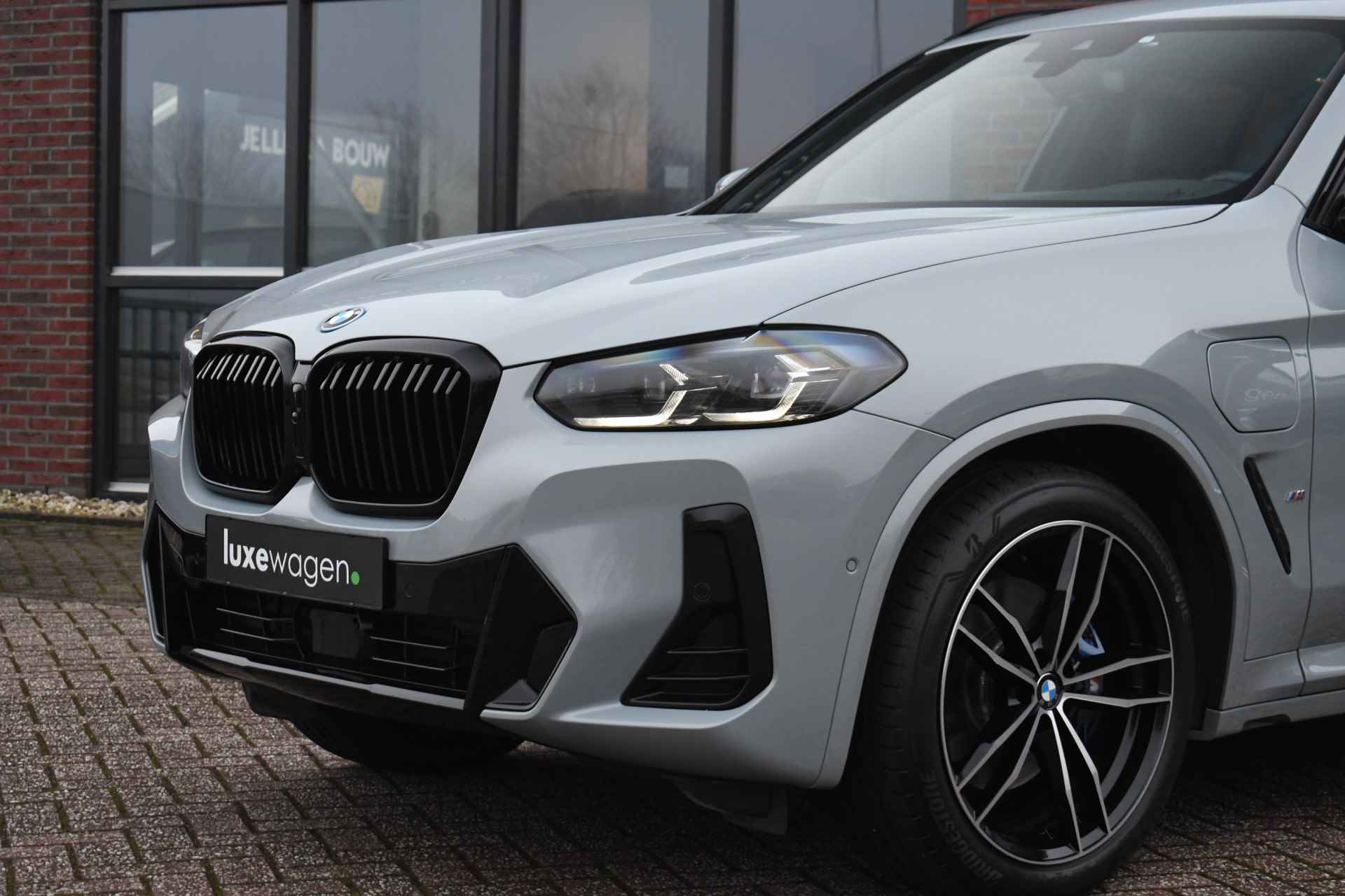 BMW X3 xDrive30e M-Sport Pano M-Zetels ACC HUD H/K Camera - 21/90