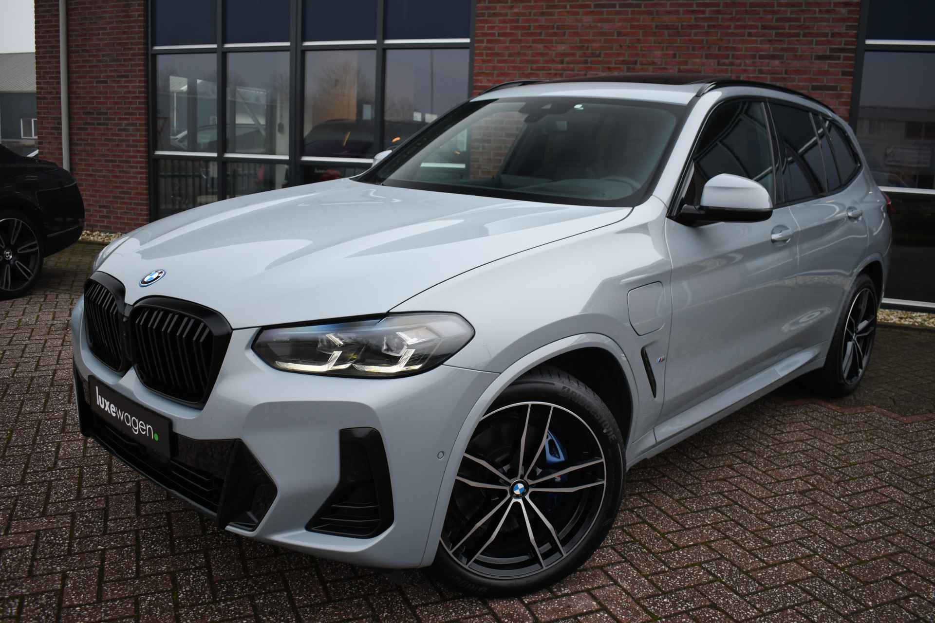 BMW X3 xDrive30e M-Sport Pano M-Zetels ACC HUD H/K Camera - 83/90