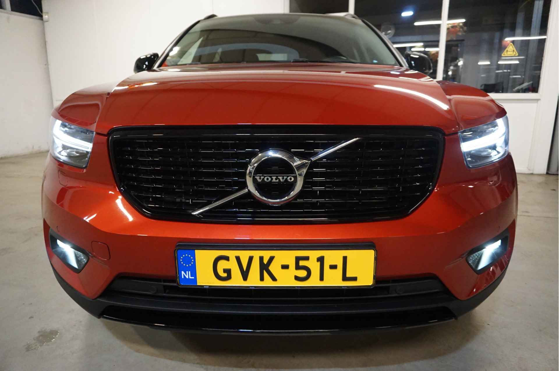 Volvo XC40 1.5 T4 Recharge R-Design 213Pk Camera. Stuur-verw. - 25/42