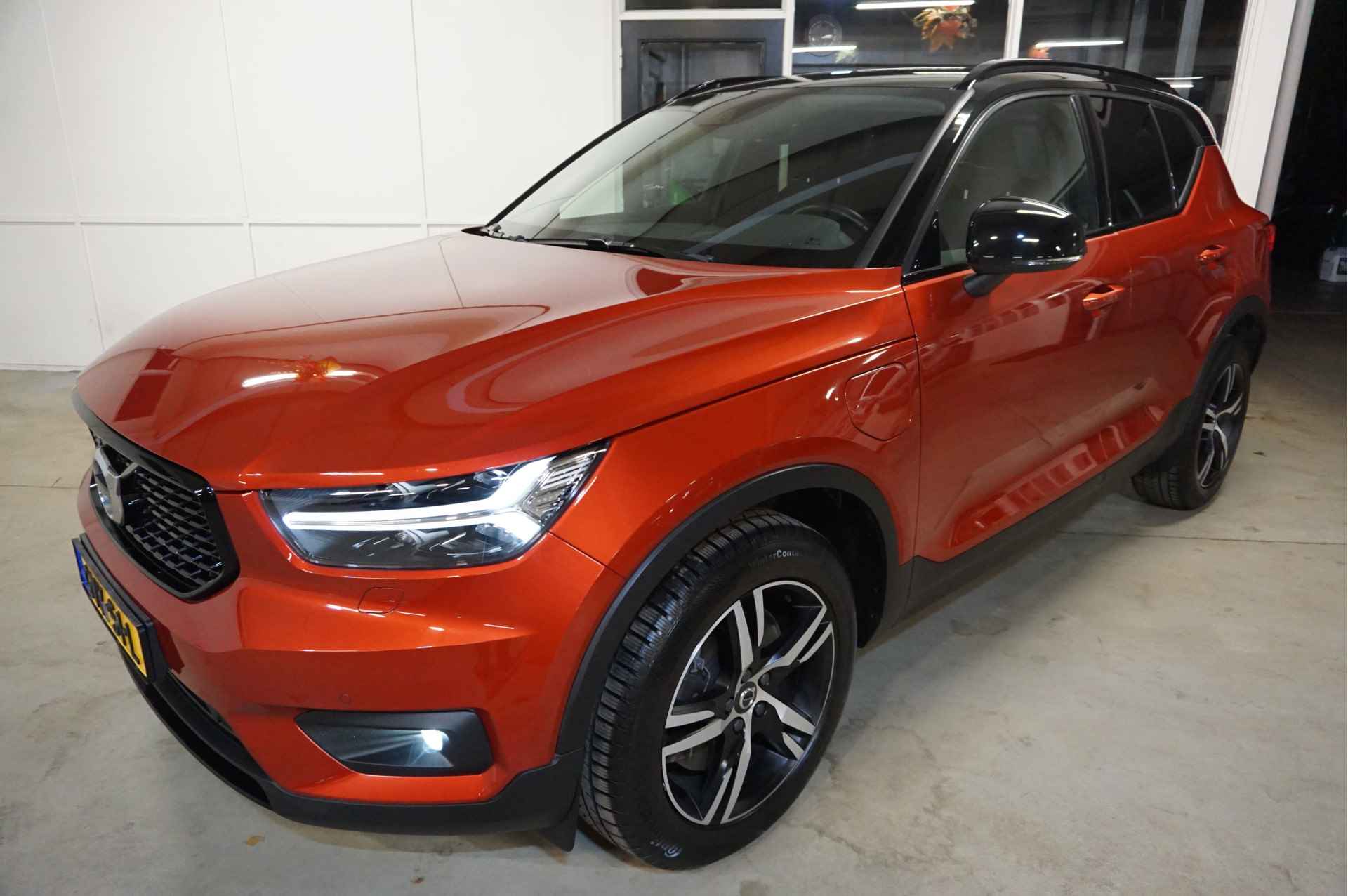 Volvo XC40 1.5 T4 Recharge R-Design 213Pk Camera. Stuur-verw. - 27/42