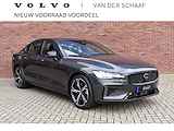 Volvo S60 Recharge T6 AWD 350PK Plus Dark € 4.400 Voorraadkorting / LONG RANGE / NIEUW / DIRECT LEVERBAAR / 360 Camera / H&K Audio / Black Pack / Stoel & Stuurw. Verw. /