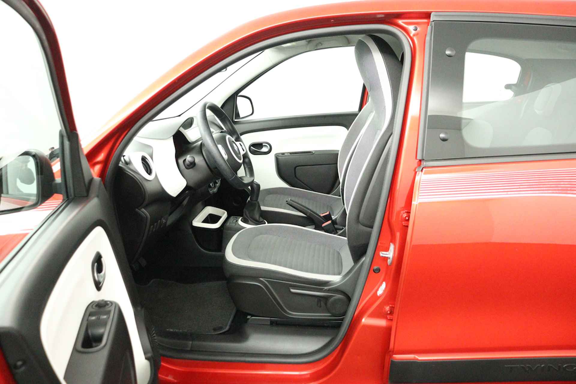 Renault Twingo 1.0 SCE COLLECTION AC/SPEED.LIMIT/CV+AB/ELEK.RAMEN/81.000KM - 15/39