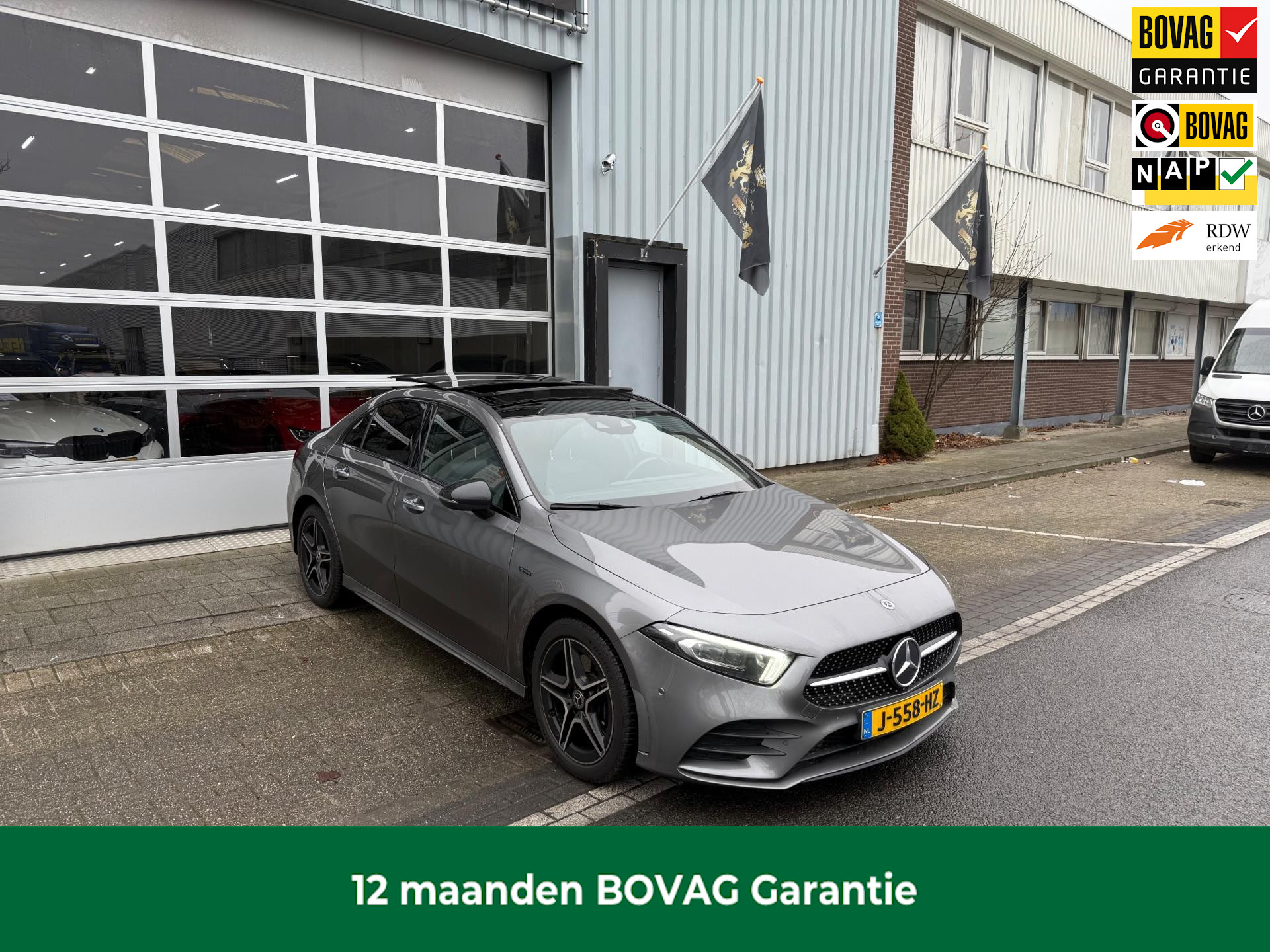 Mercedes-Benz A-klasse 250e AMG LED/LMV18/CAM/NAVI/LEER/PANO