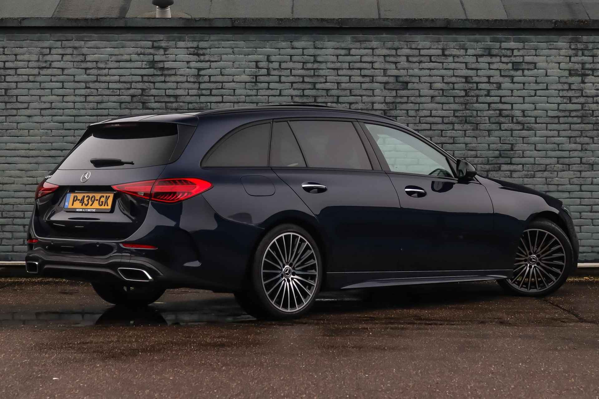 Mercedes-Benz C-klasse C 180 Estate Automaat AMG Line | Premium Plus Pakket | Nightpakket | Panoramadak | Head-Up | Sfeerverlichting | 360° Camera | Spiegelpakket - 2/36