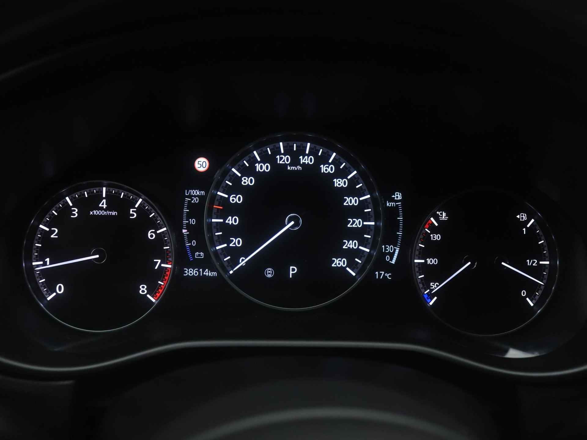 Mazda CX-30 2.0 e-SkyActiv-X Luxury i-Activesense automaat : dealer onderhouden en 24 maanden verlengde garantie - 29/48