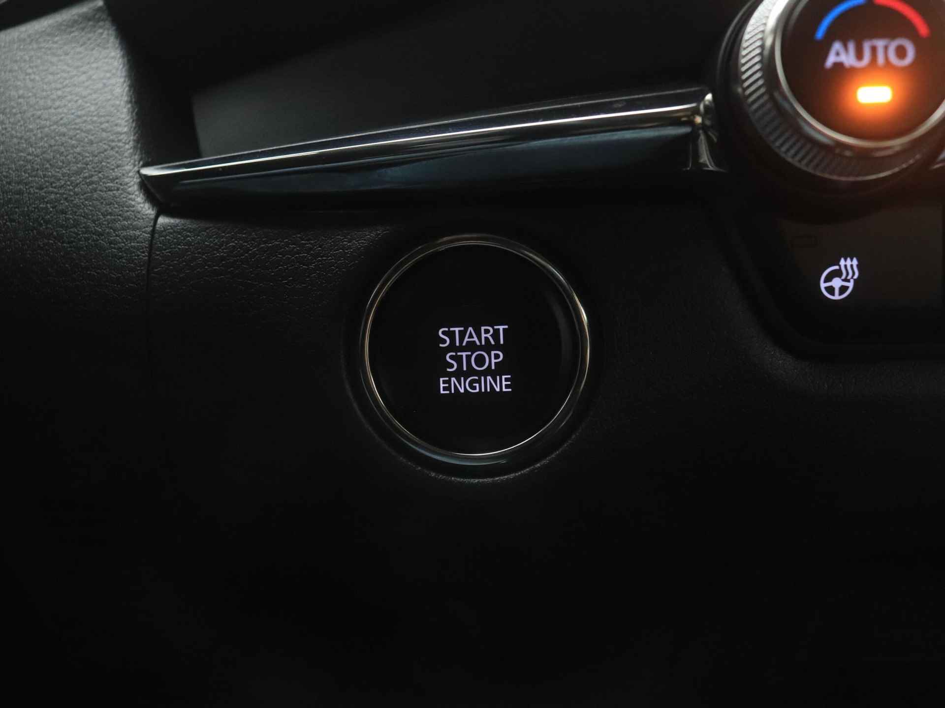 Mazda CX-30 2.0 e-SkyActiv-X Luxury i-Activesense automaat : dealer onderhouden en 24 maanden verlengde garantie - 30/48