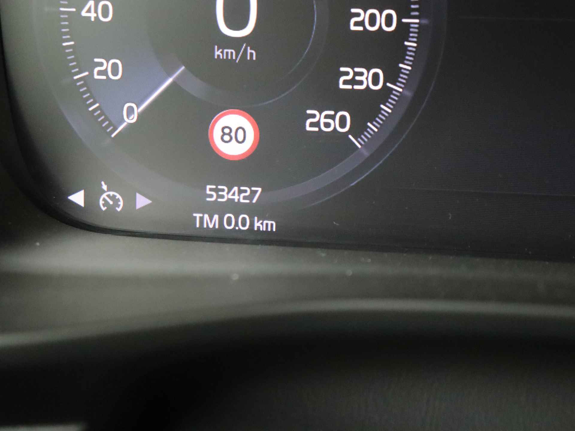 Volvo XC40 1.5 T5 Recharge Inscription | Leder | Panoramo dak | Navigatie . - 9/37