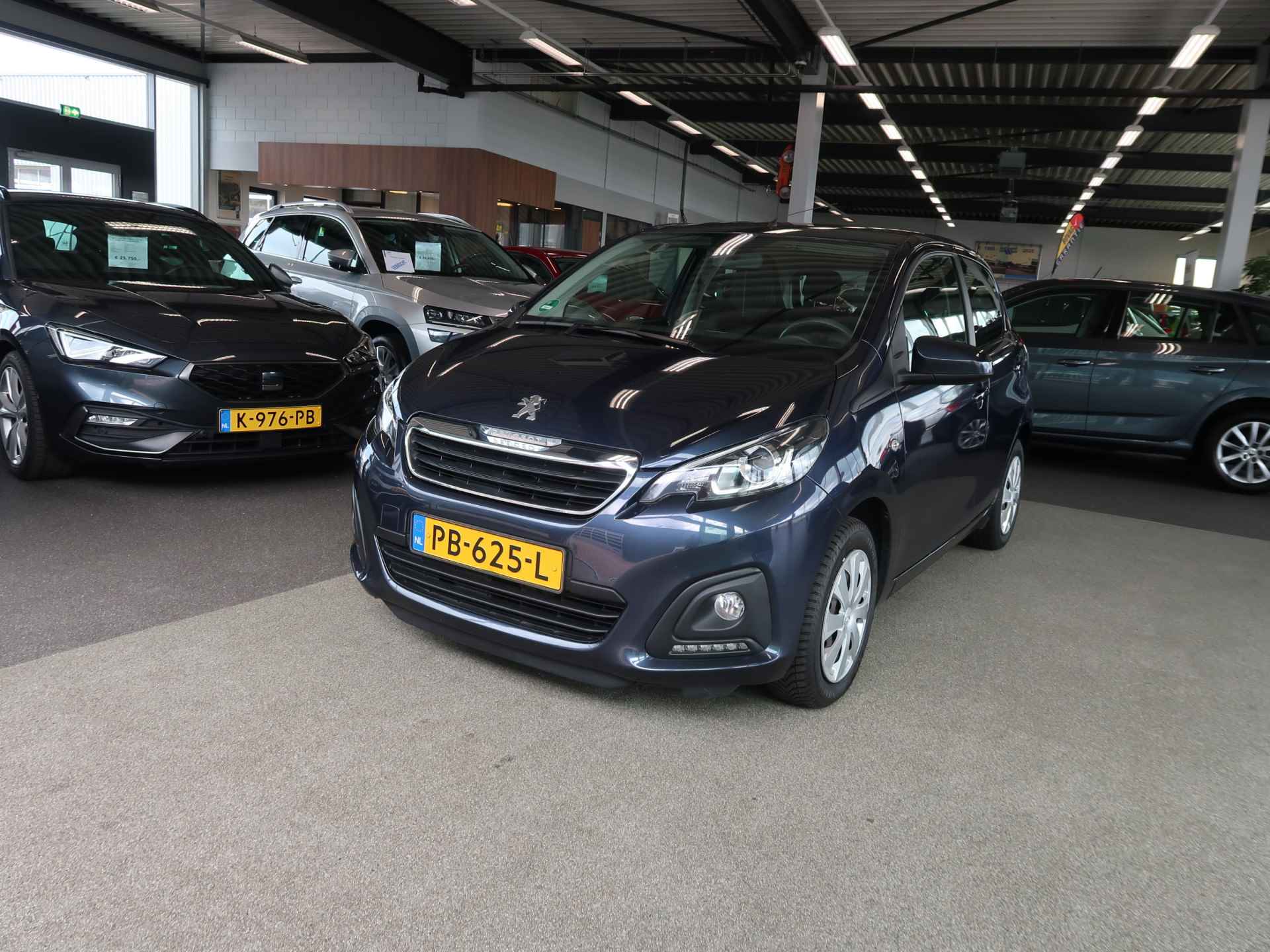 Peugeot 108 1.0 e-VTi Premium 5-drs. LED/AIRCO/MEDIA/1E EIGENAAR! - 3/75