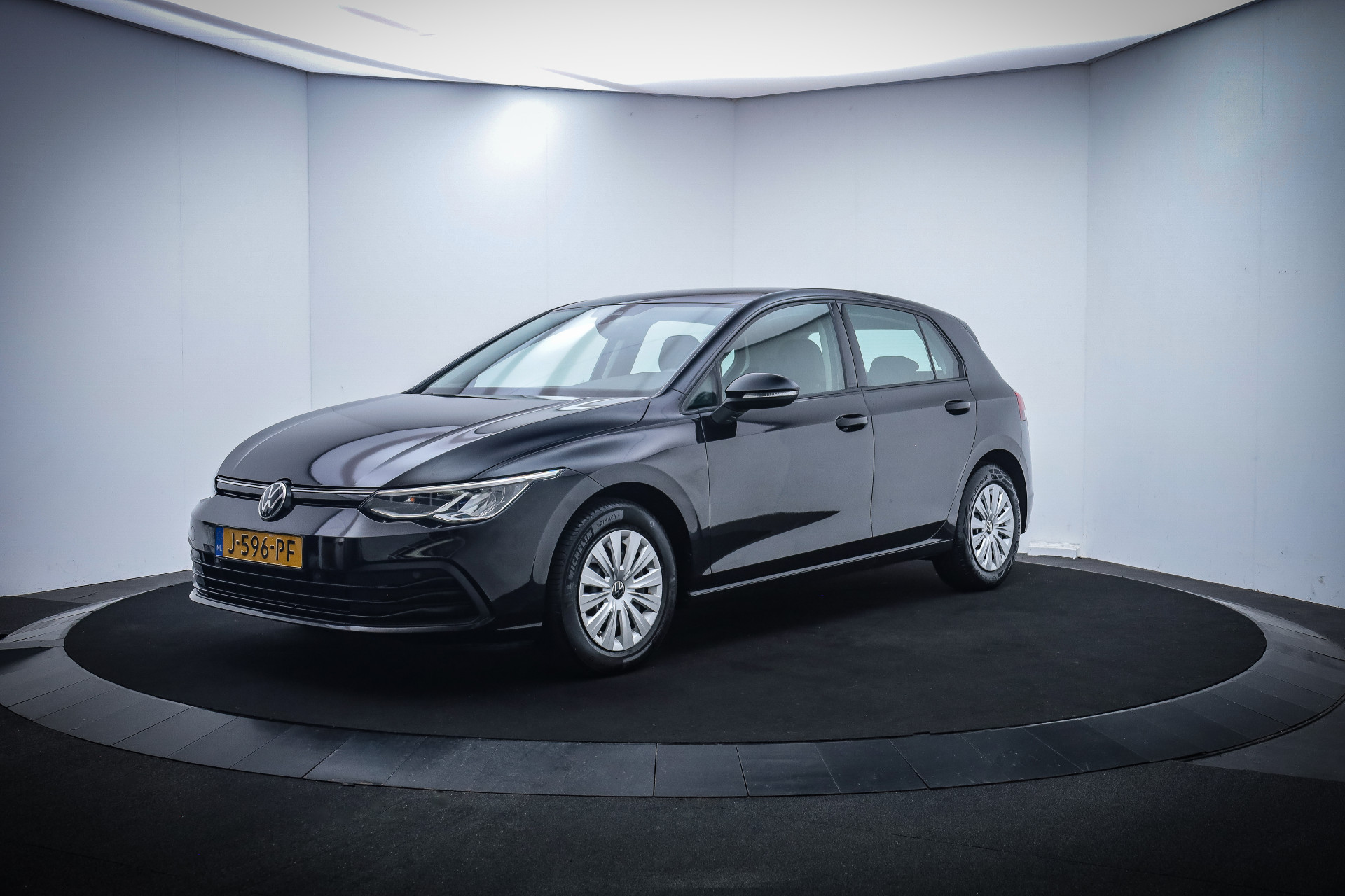 Volkswagen Golf 8 1.0TSI CONNECTED FULL LED/DIGIDASH/CARPLAY/LANE ASSIST/CLIMA/BLUETOOTH