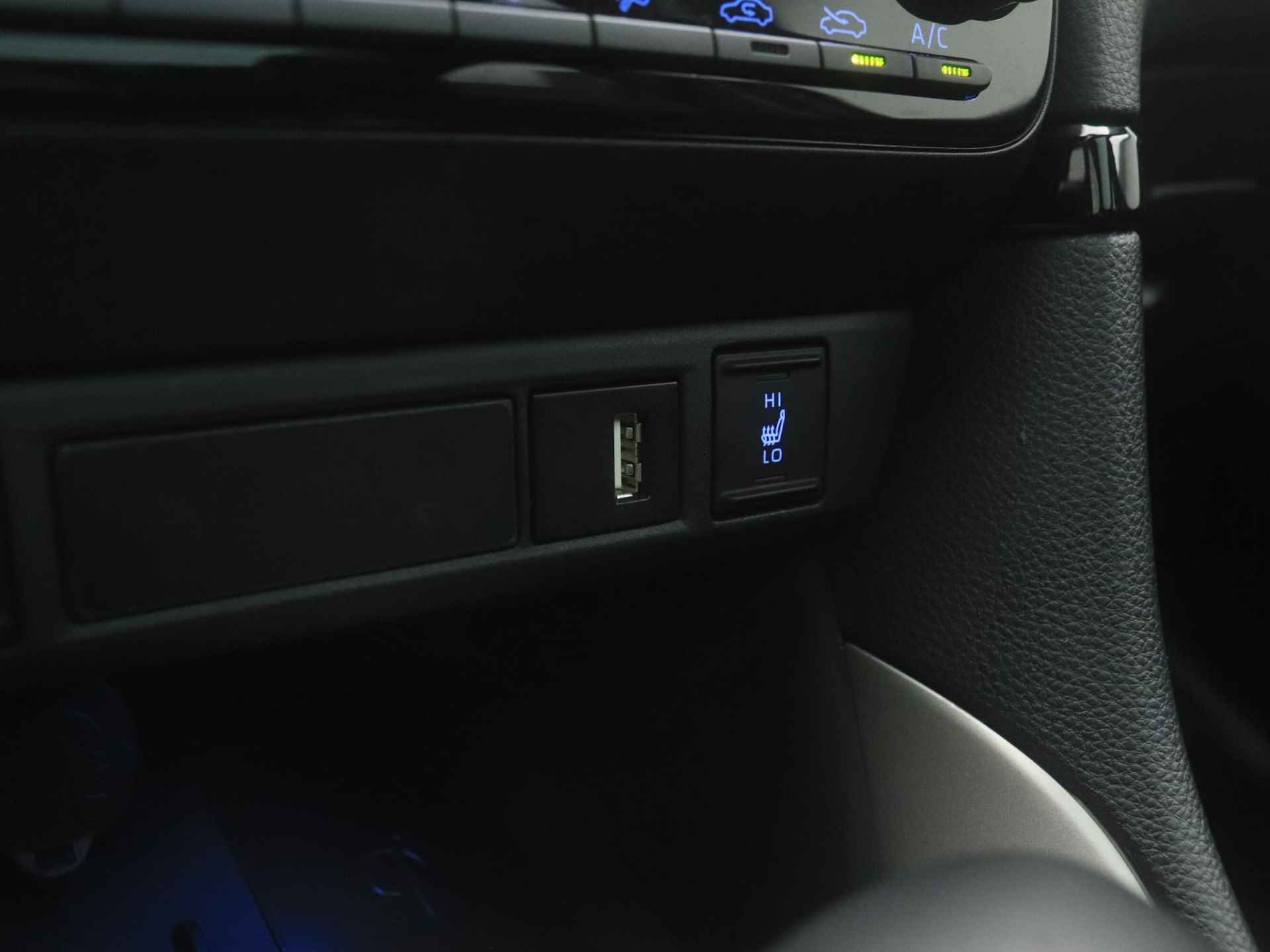 Mazda 2 Hybrid 1.5 Select automaat met panoramadak : dealer onderhouden en 24 maanden verlengde garantie - 35/45