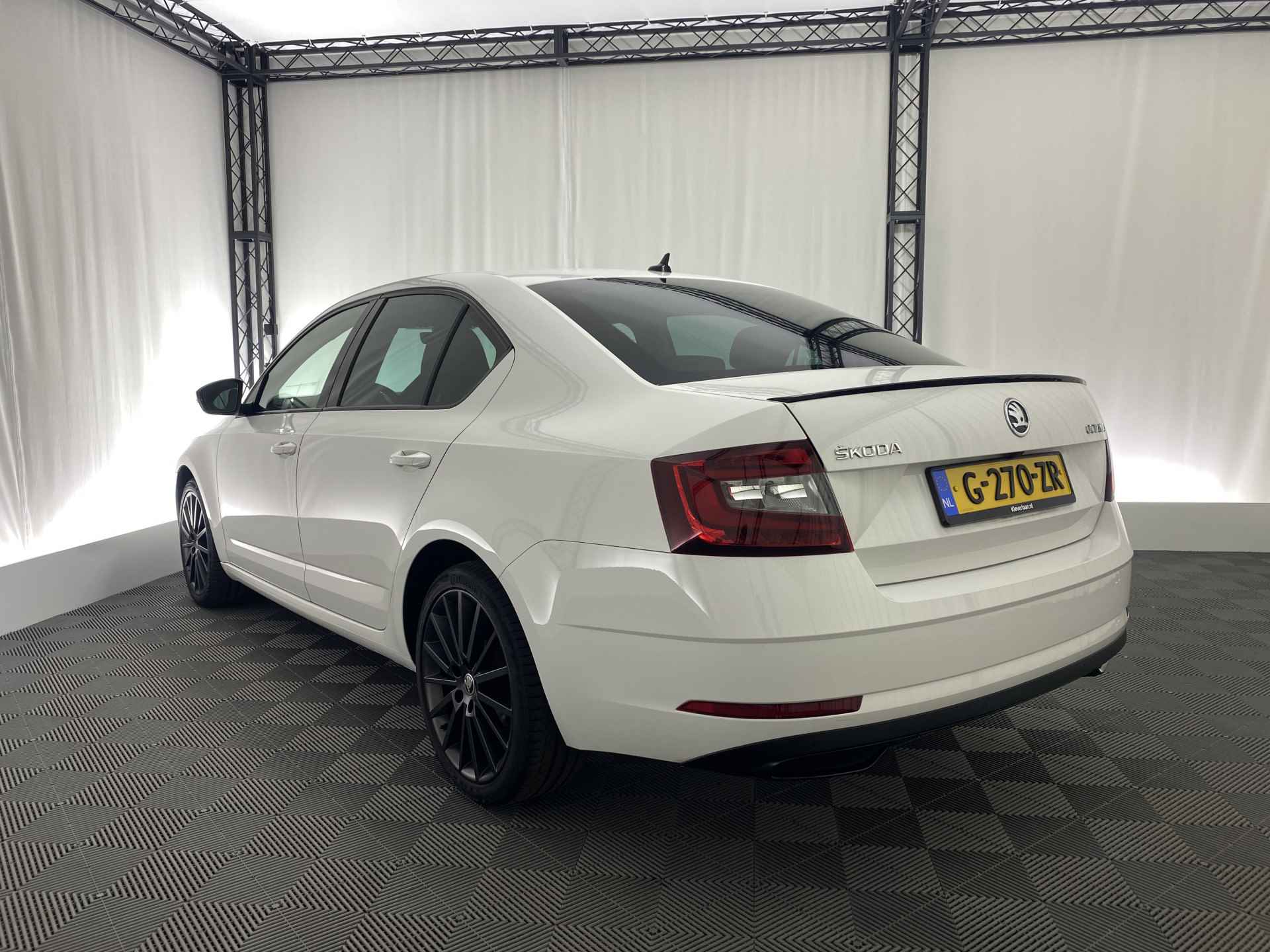 Škoda Octavia 1.5 TSI Sport Business Automaat | Apple Carplay | Navi | PDC | ACC| DAB | Pano-Dak | - 8/40