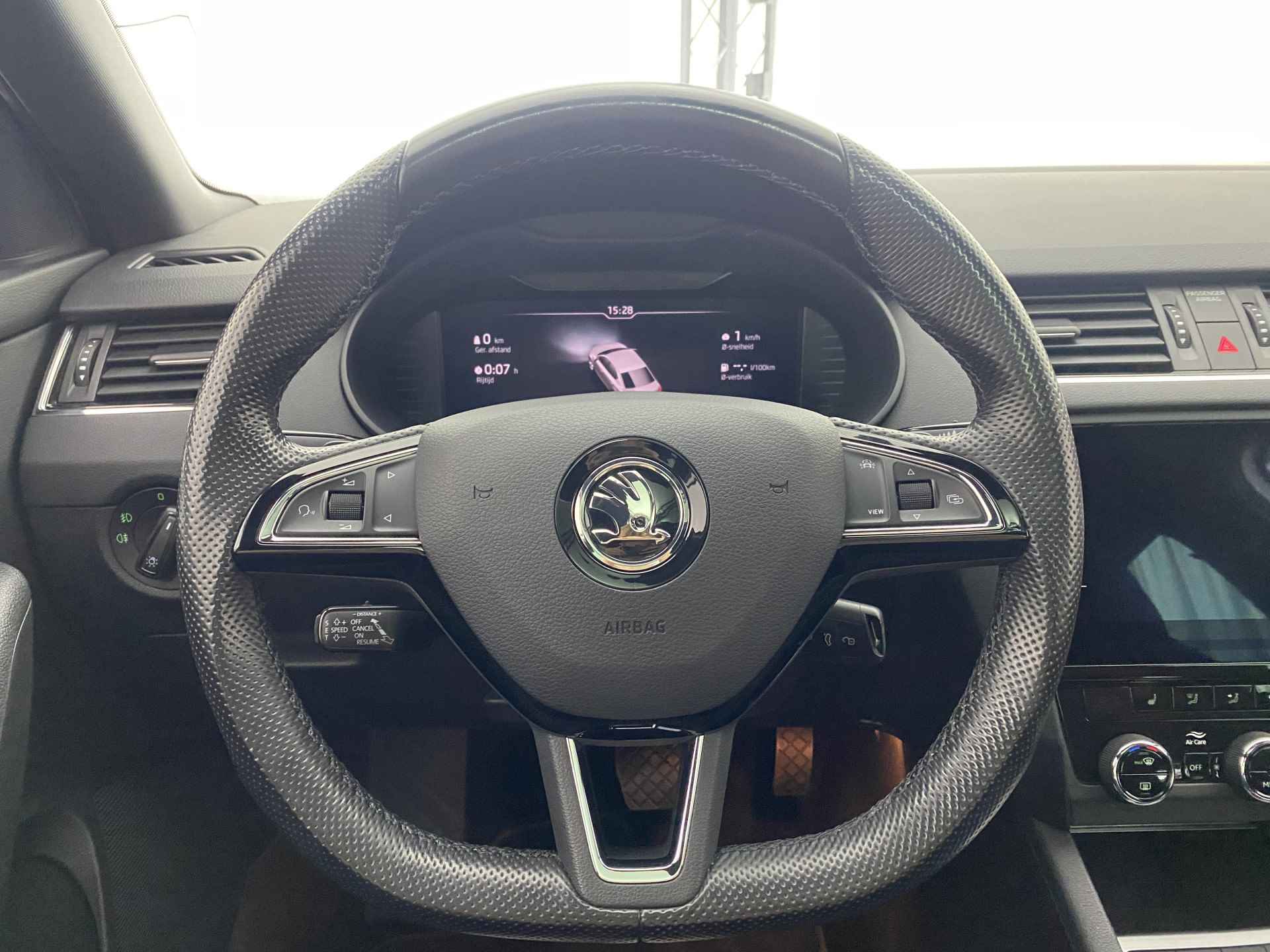 Škoda Octavia 1.5 TSI Sport Business Automaat | Apple Carplay | Navi | PDC | ACC| DAB | Pano-Dak | - 15/40