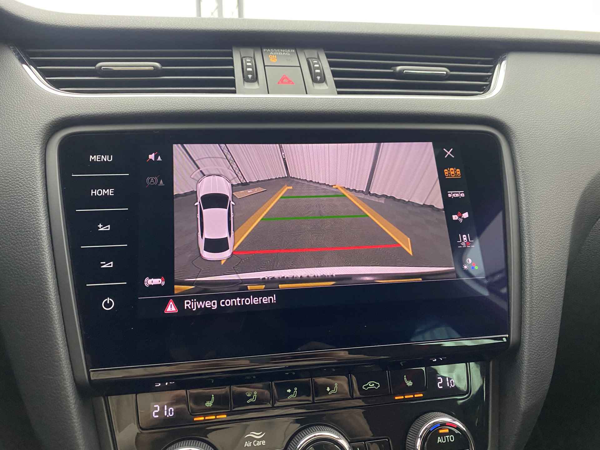 Škoda Octavia 1.5 TSI Sport Business Automaat | Apple Carplay | Navi | PDC | ACC| DAB | Pano-Dak | - 26/40