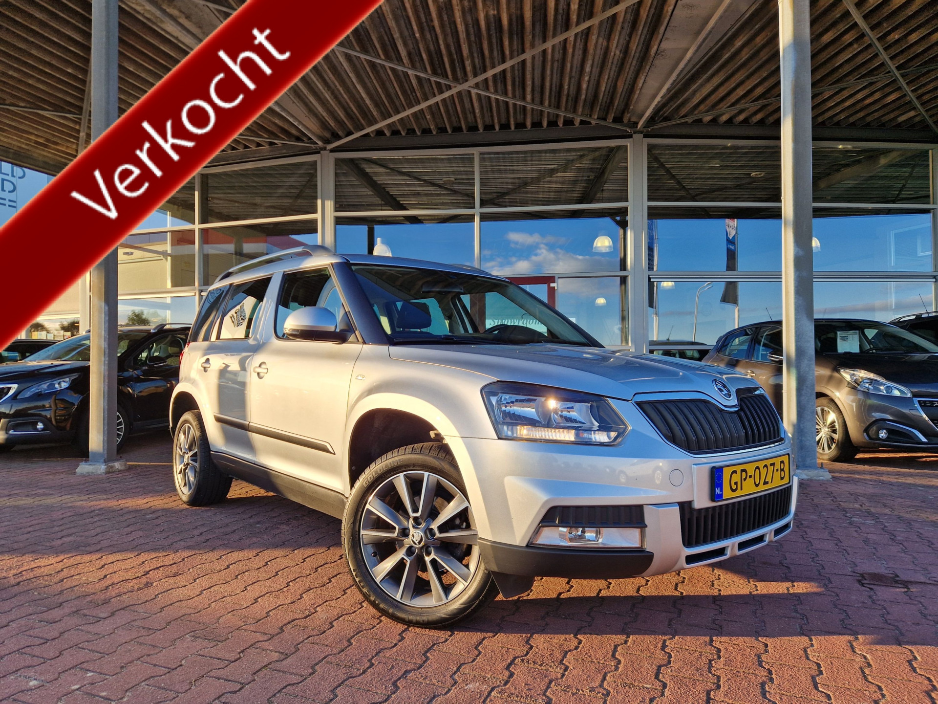 Škoda Yeti Outdoor 1.2 TSI Greentech Edition 12 MND BOVAG GAR. | NAVI | STOELVERW | ECC | PDC | LMV 17" | AFN. TREKHAAK