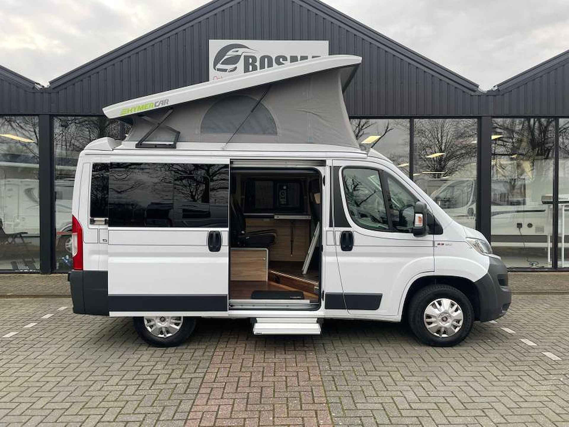 Hymer Sydney 495 Compact Hefdak 49000 km - 13/25