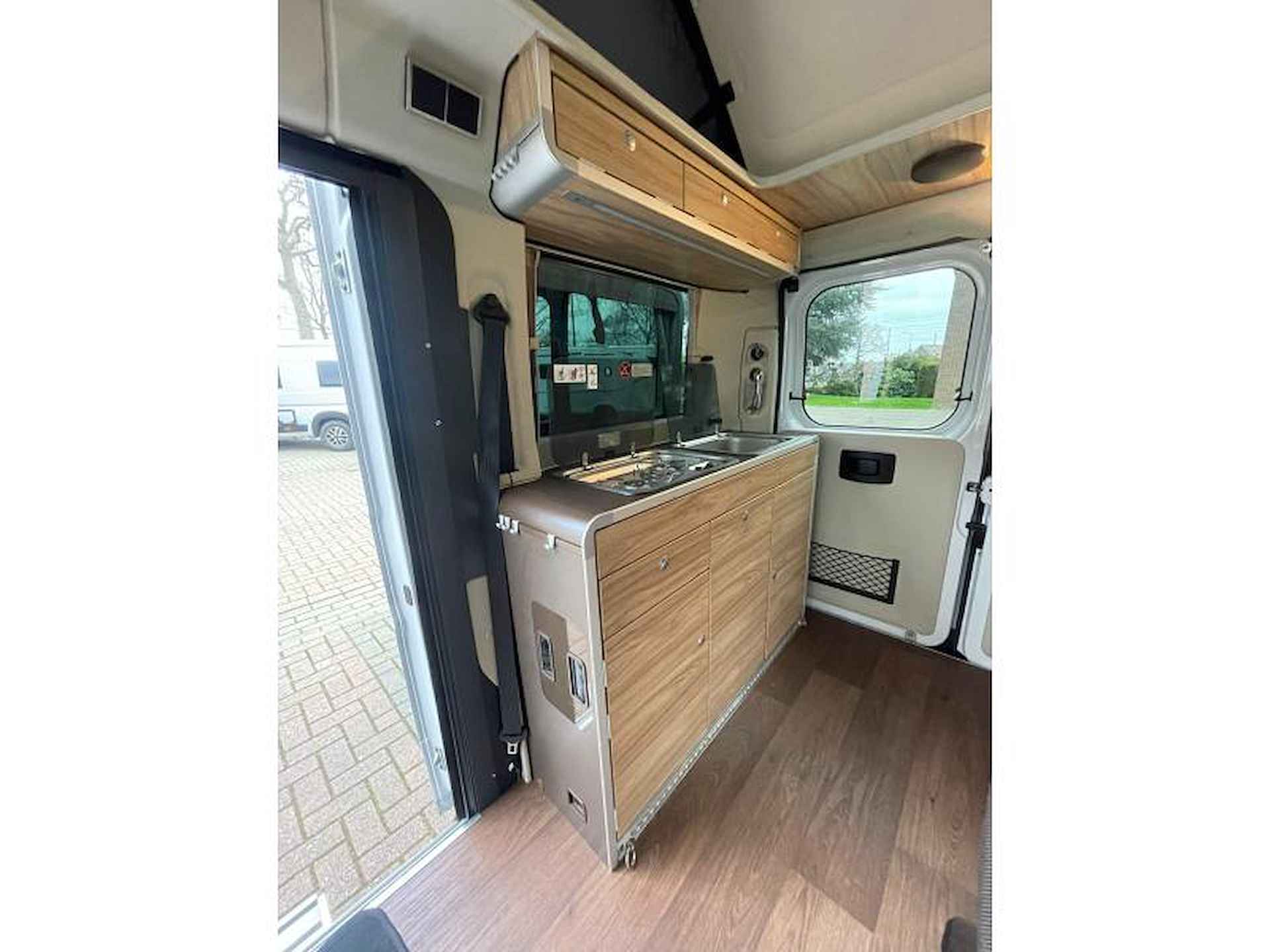 Hymer Sydney 495 Compact Hefdak 49000 km - 18/25