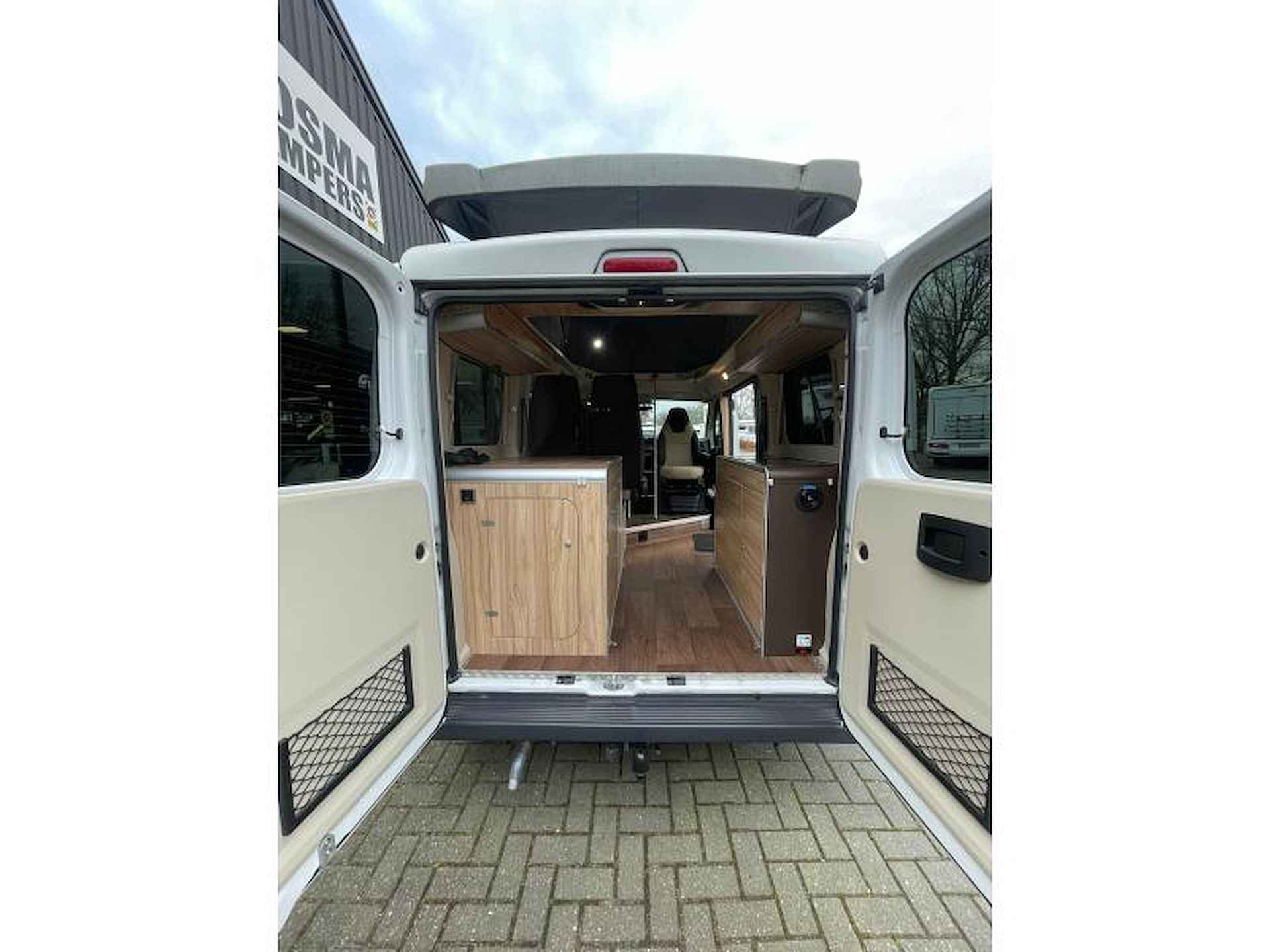 Hymer Sydney 495 Compact Hefdak 49000 km - 20/25