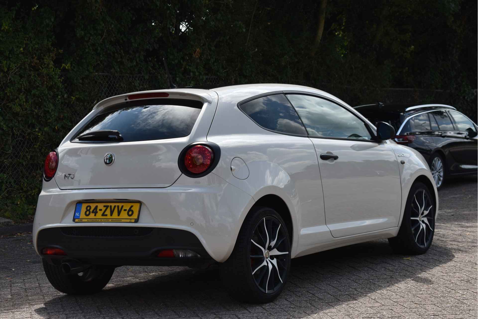 Alfa Romeo MiTo 0.9 TwinAir Sportivo Bi-Tone | NL-Auto | Carbon seats | Climate Contr | Cruise Contr | Bluetooth | PDC | LM-Velgen - 8/60