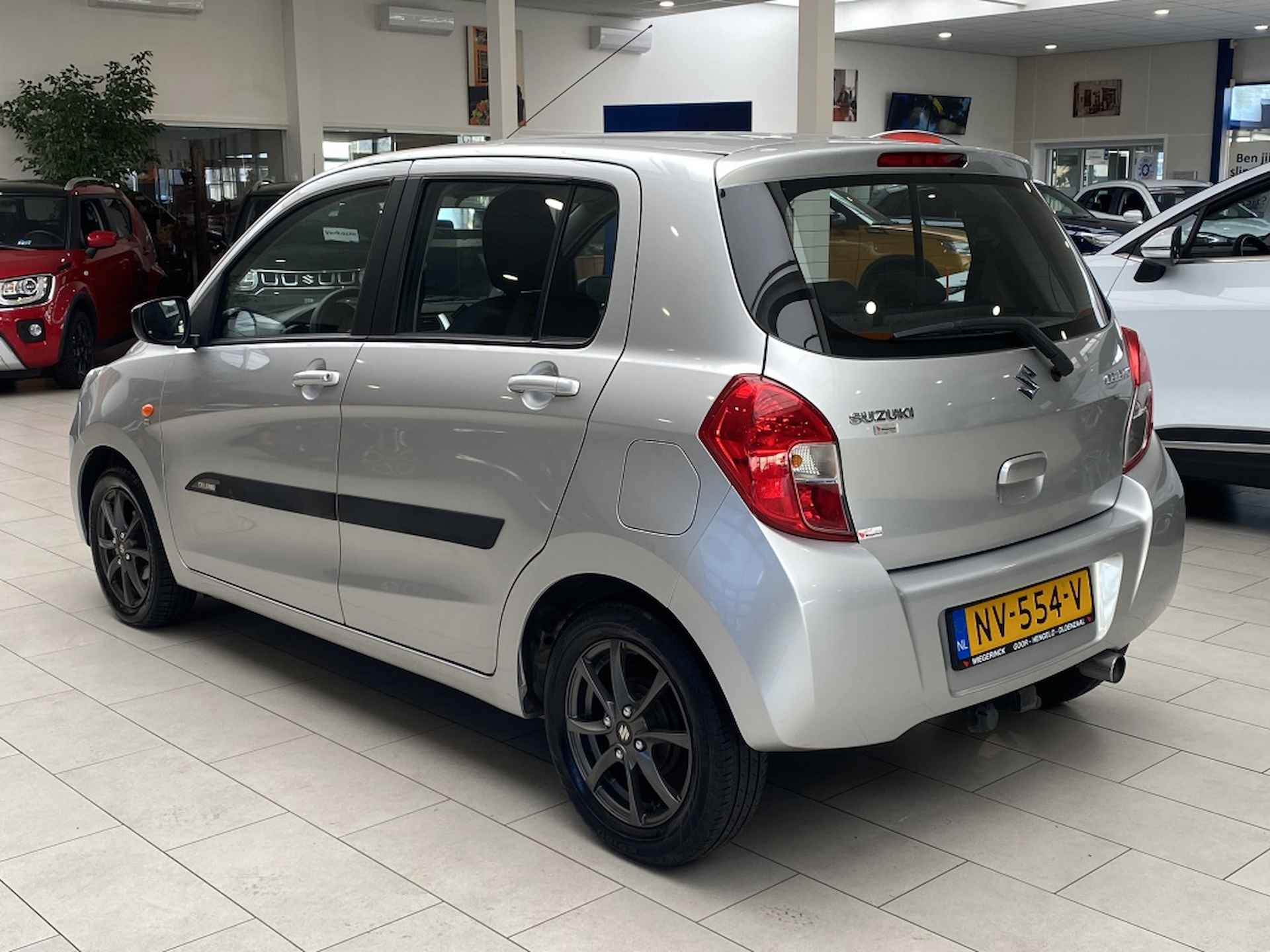 Suzuki Celerio 1.0 Comfort [Stoelverwarmin | Lichtmetaal | Lage KM | origineel - 3/25