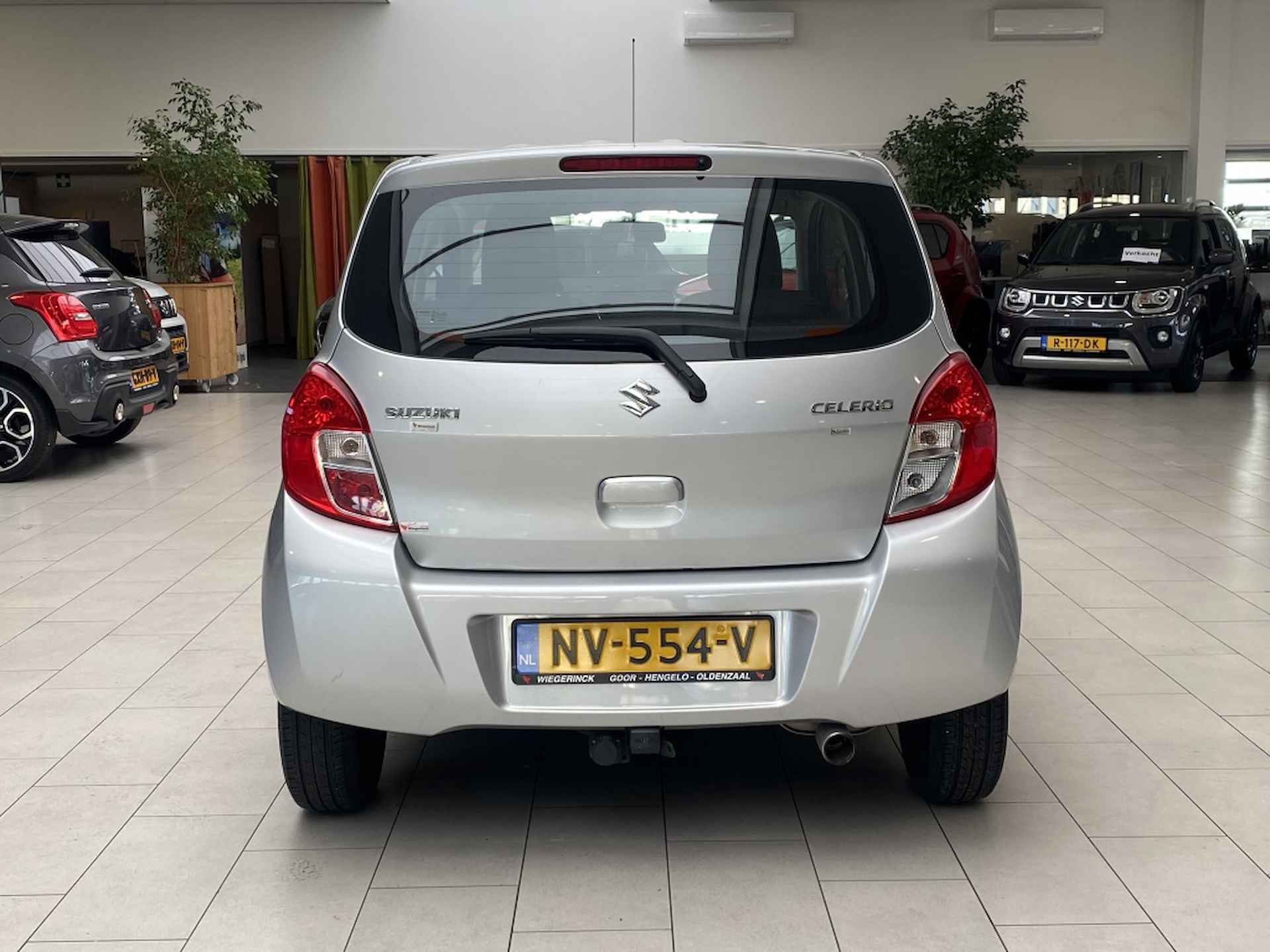 Suzuki Celerio 1.0 Comfort [Stoelverwarmin | Lichtmetaal | Lage KM | origineel - 4/25