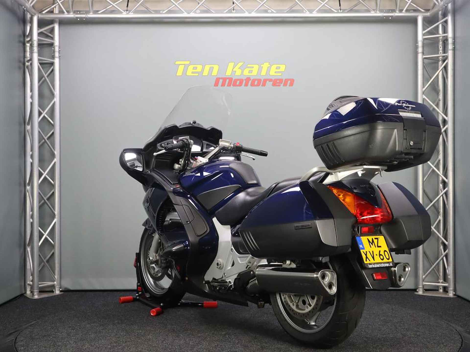 Honda ST 1300 ABS Pan European - 8/13