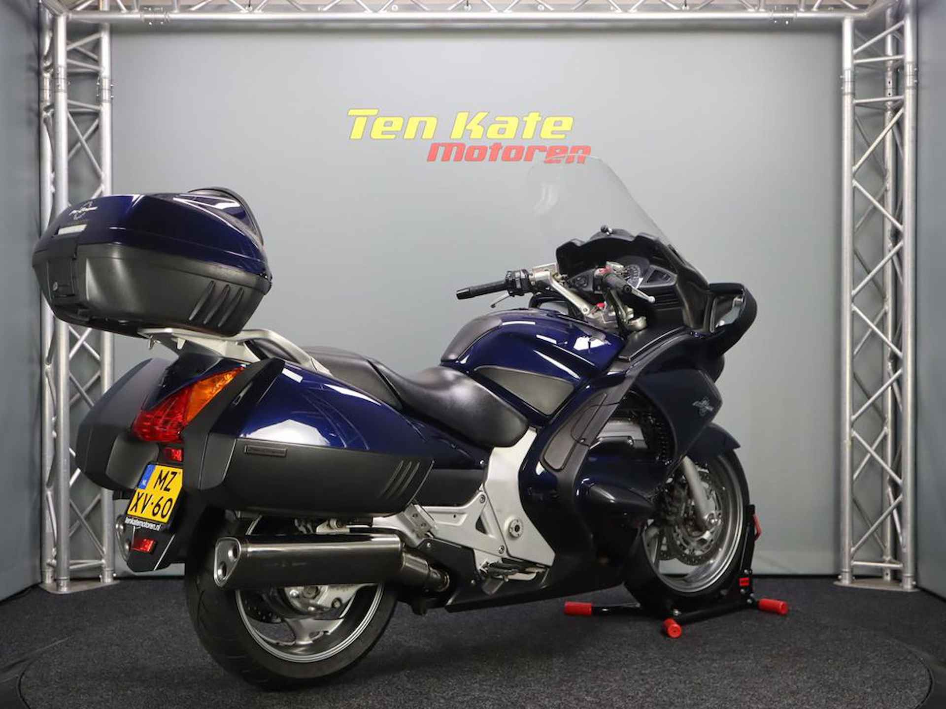 Honda ST 1300 ABS Pan European - 10/13