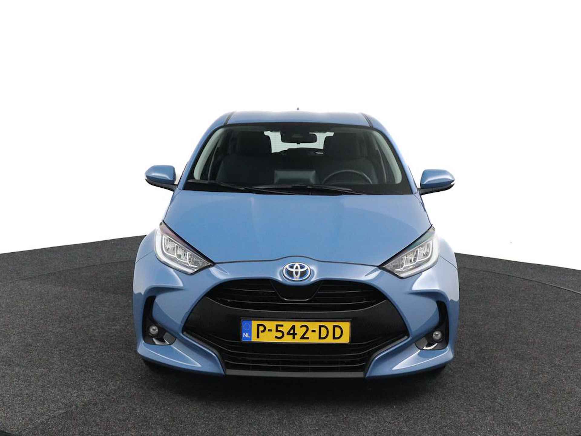 Toyota Yaris 1.5 Hybrid TeamNL | Trekhaak | Origineel NL | Keyless Entry | Achteruitrijcamera | Climate Control | Toyota Safety Sense | - 8/46