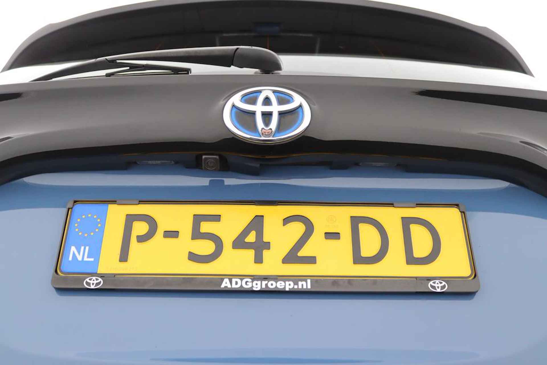 Toyota Yaris 1.5 Hybrid TeamNL | Trekhaak | Origineel NL | Keyless Entry | Achteruitrijcamera | Climate Control | Toyota Safety Sense | - 40/46