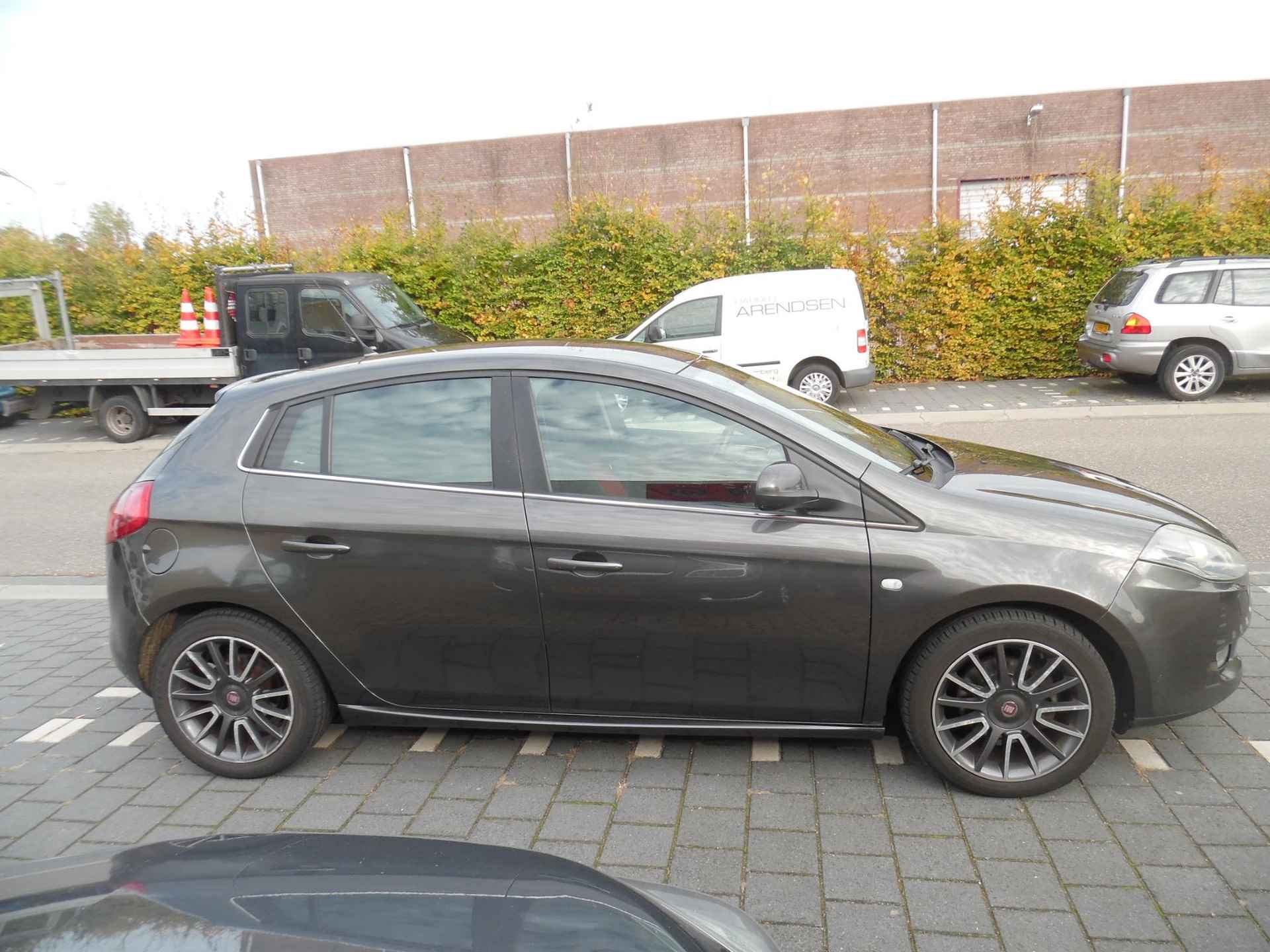 Fiat Bravo 1.4 MultiAir Sport climatronic, cruise control, sportvelgen, elektrische ramen voor en achter , trekhaak, 5 deurs, enz - 4/20