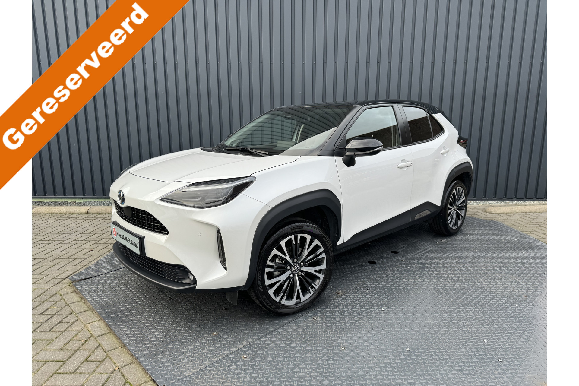 Toyota Yaris Cross 1.5 Hybrid Executive / Bi tone | Afnm. Trekhaak | JBL | Rijklaar!!