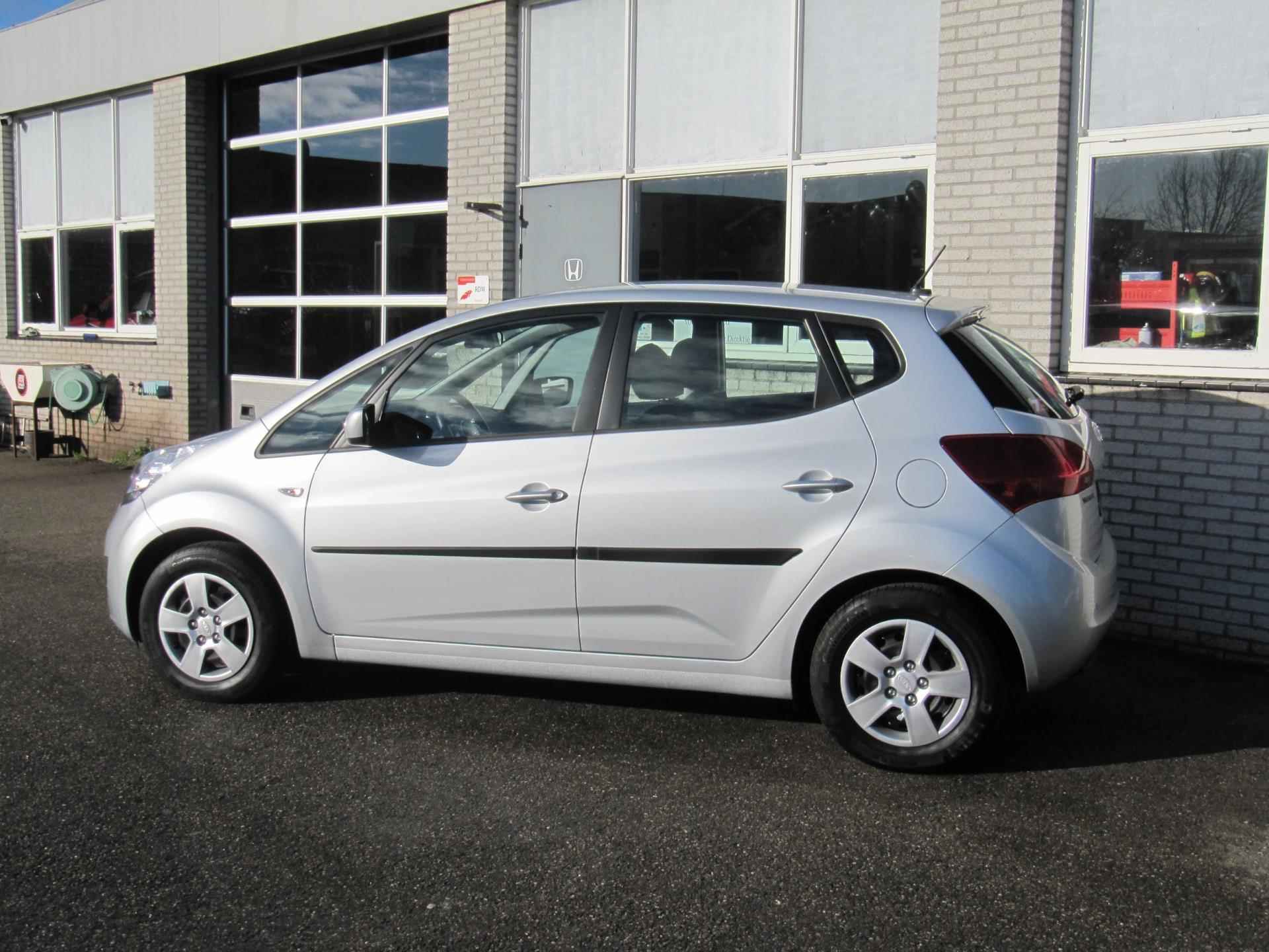 Kia Venga 1.6 CVVT X-tra * automaat* - 8/15