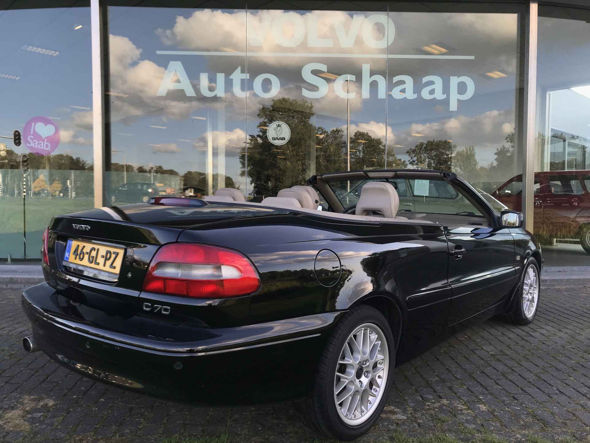 Volvo C70 Convertible 2.3 T5 Prestige Automaat | Rijklaar incl garantie | Stoelverwarming Windschot Hout Park assist - 5/36