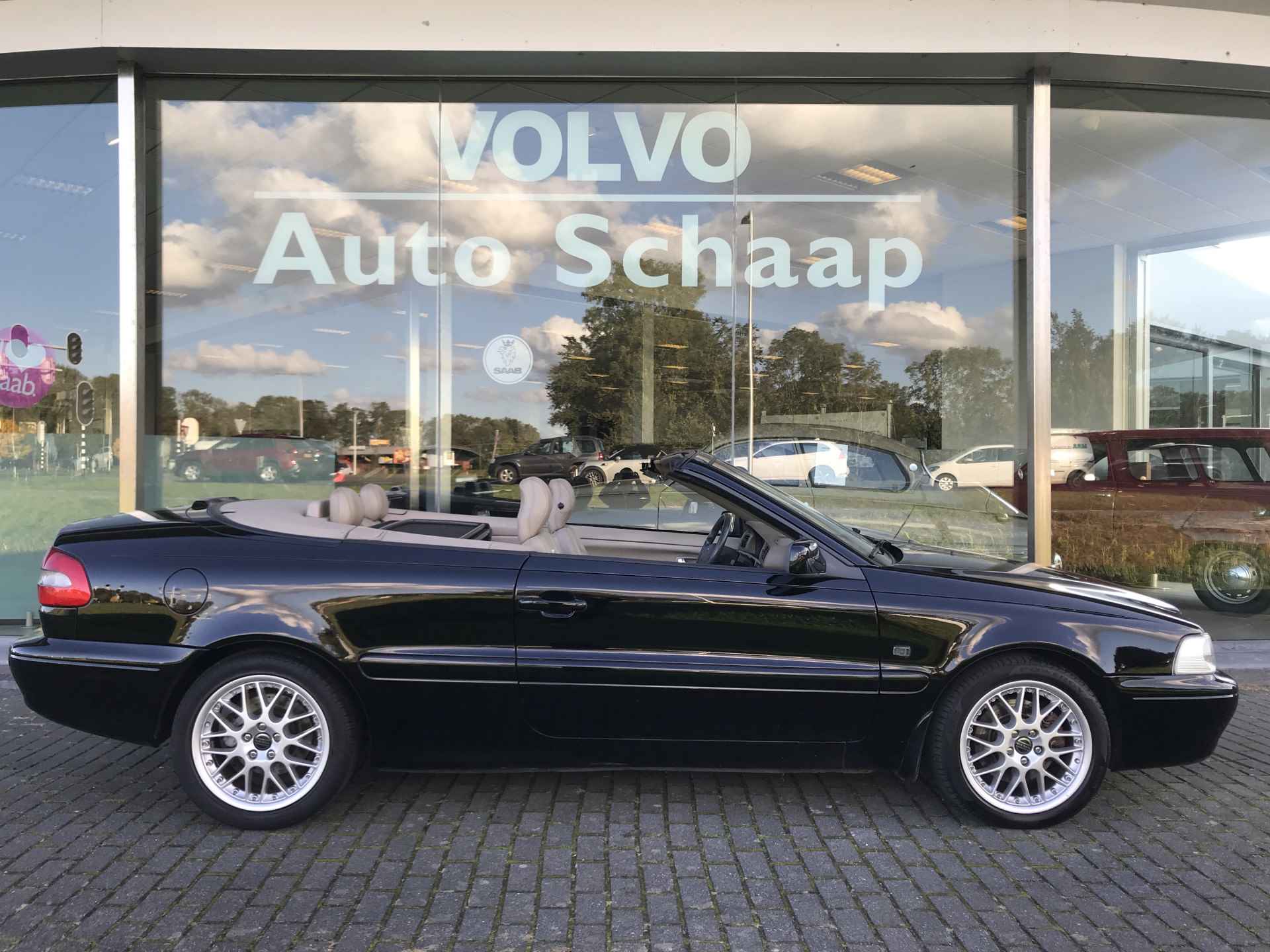 Volvo C70 Convertible 2.3 T5 Prestige Automaat | Rijklaar incl garantie | Stoelverwarming Windschot Hout Park assist - 6/36