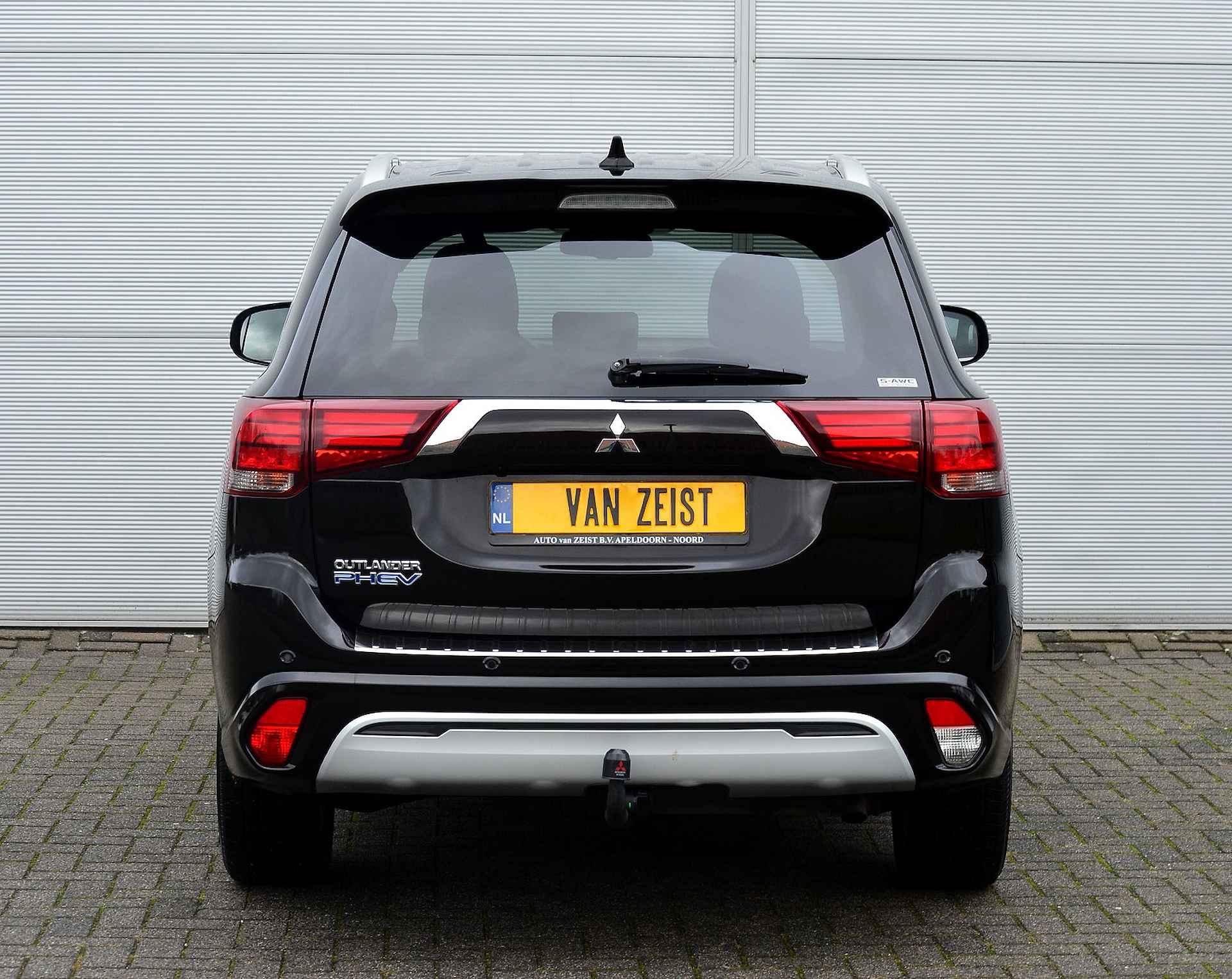 Mitsubishi Outlander PHEV 2.4 INSTYLE 4WD | PLUG IN HYBRID | V2G | FULL OPTIONS | TREKHAAK 1500KG | ALL IN RIJKLAARPRIJS - 10/51