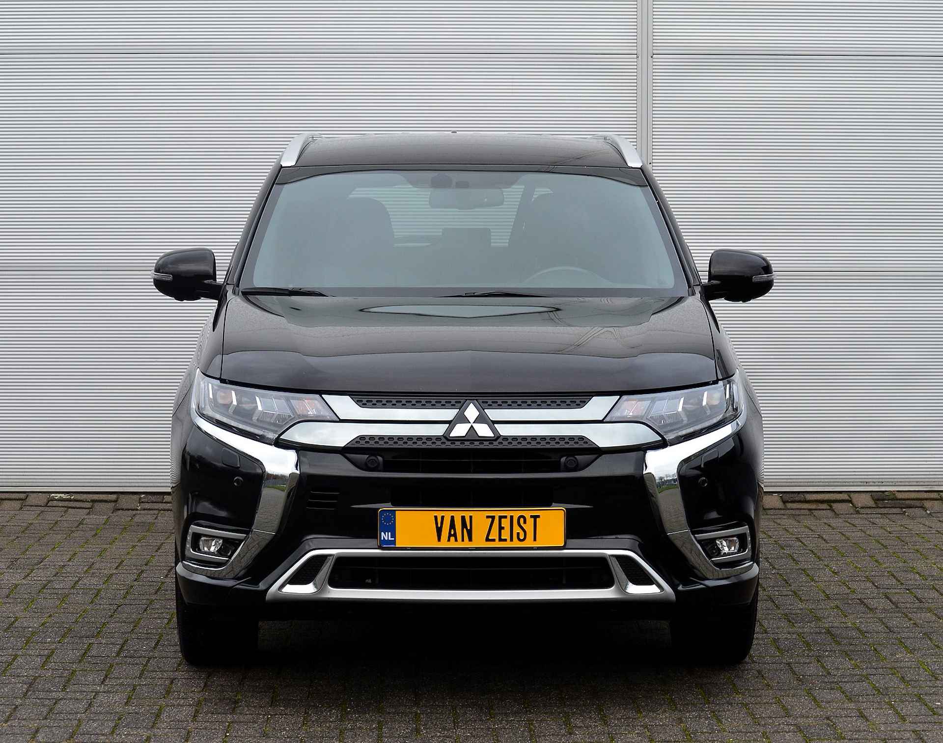 Mitsubishi Outlander PHEV 2.4 INSTYLE 4WD | PLUG IN HYBRID | V2G | FULL OPTIONS | TREKHAAK 1500KG | ALL IN RIJKLAARPRIJS - 15/51