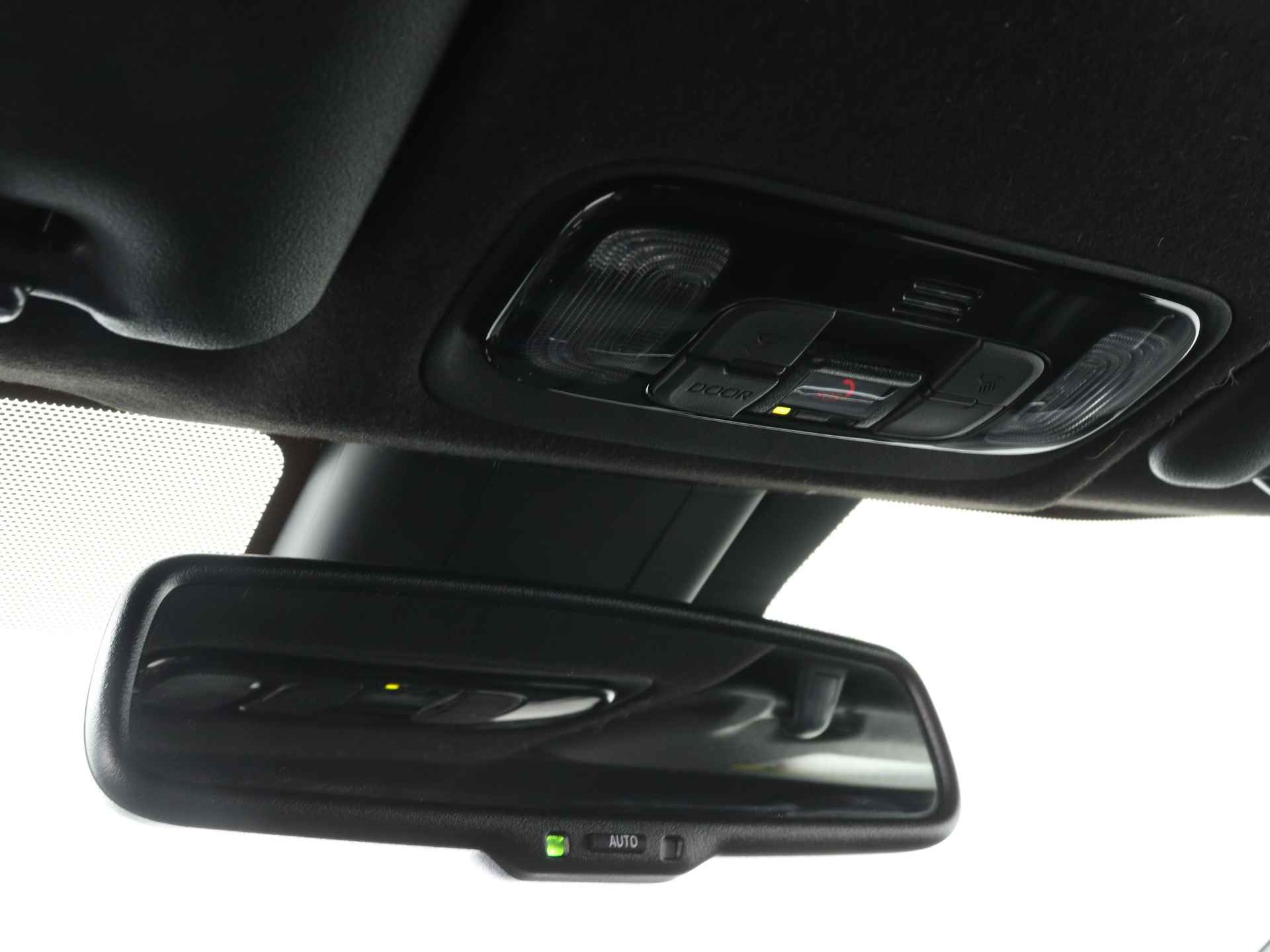 Toyota Yaris 1.5 Hybrid Executive Limited | Head-up Display | Stuur-/Stoelverwarming | - 32/43