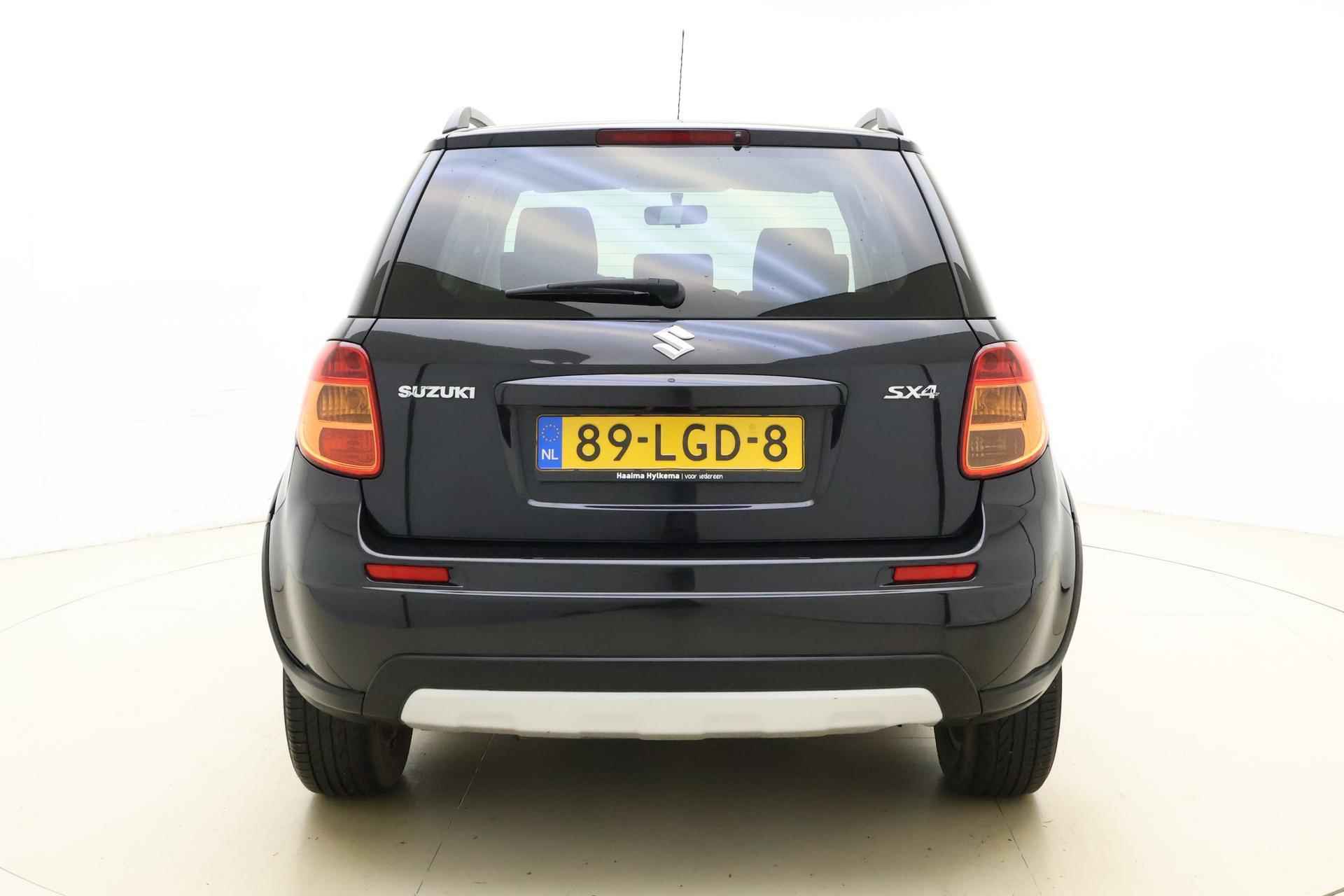 Suzuki SX4 1.6 Exclusive 120pk | Climate Control | Lichtmetalen Velgen | Stoelverwarming | Radio-CD | Weinig Kilometers | 1e Eigenaar - 12/26