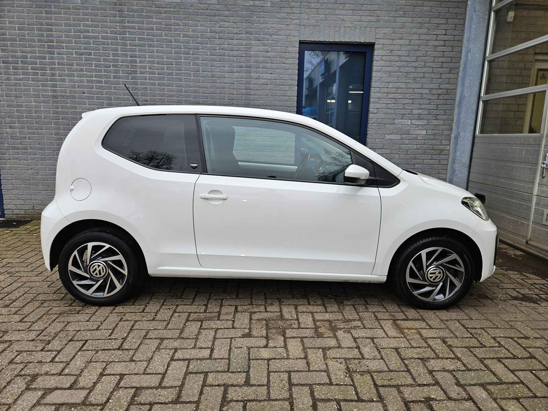 Volkswagen up! 1.0 move up! SOUND Inclusief Afleveringskosten - 2/23