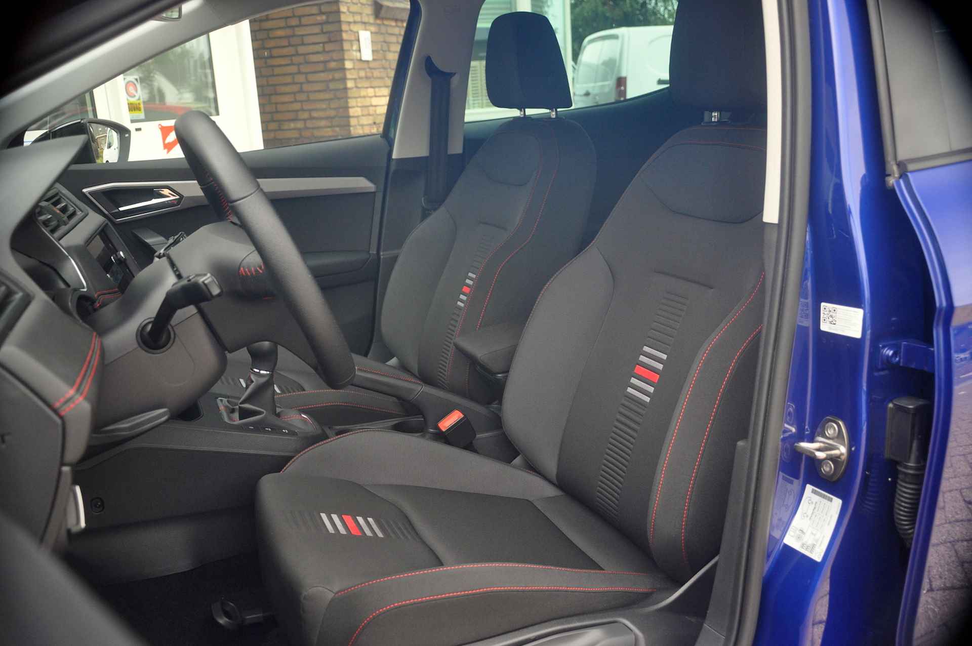 SEAT Ibiza 1.5 TSI 150 PK EVO FR Business Intense | Camera | Navigatie | Zeer mooi staat! - 2/37