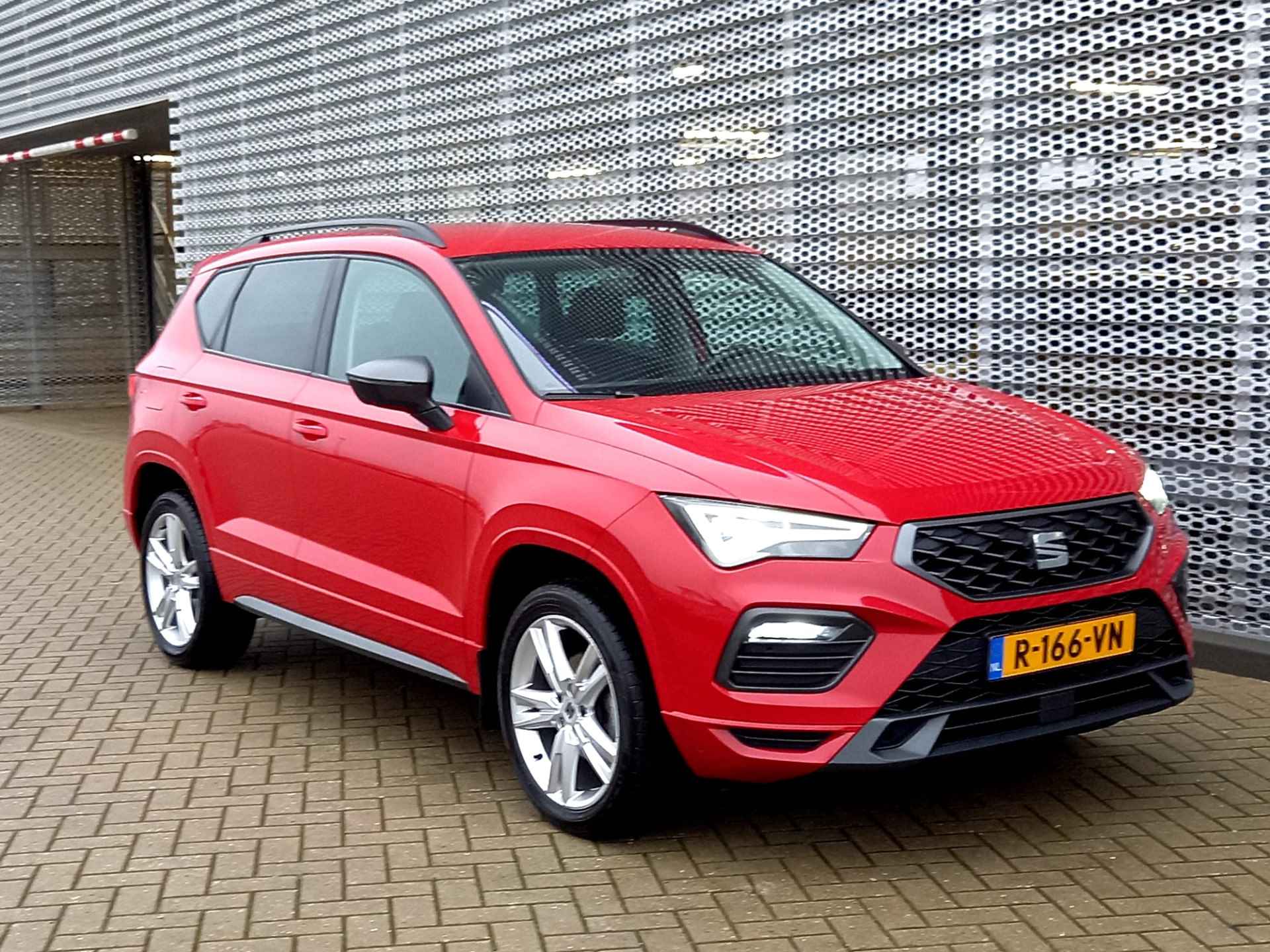 SEAT Ateca 1.5 TSI FR Business Intense / LED / Navi / Clima / Camera / Keyless / 18" LMV / Stoel en Stuurverwarming - 16/28