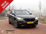 BMW X1 xDrive20i High Executive M-Pakket | Facelift | Panoramadak | Sfeerverlichting | BMW Laserlight | Leer | 19 Inch | M-Pakket |