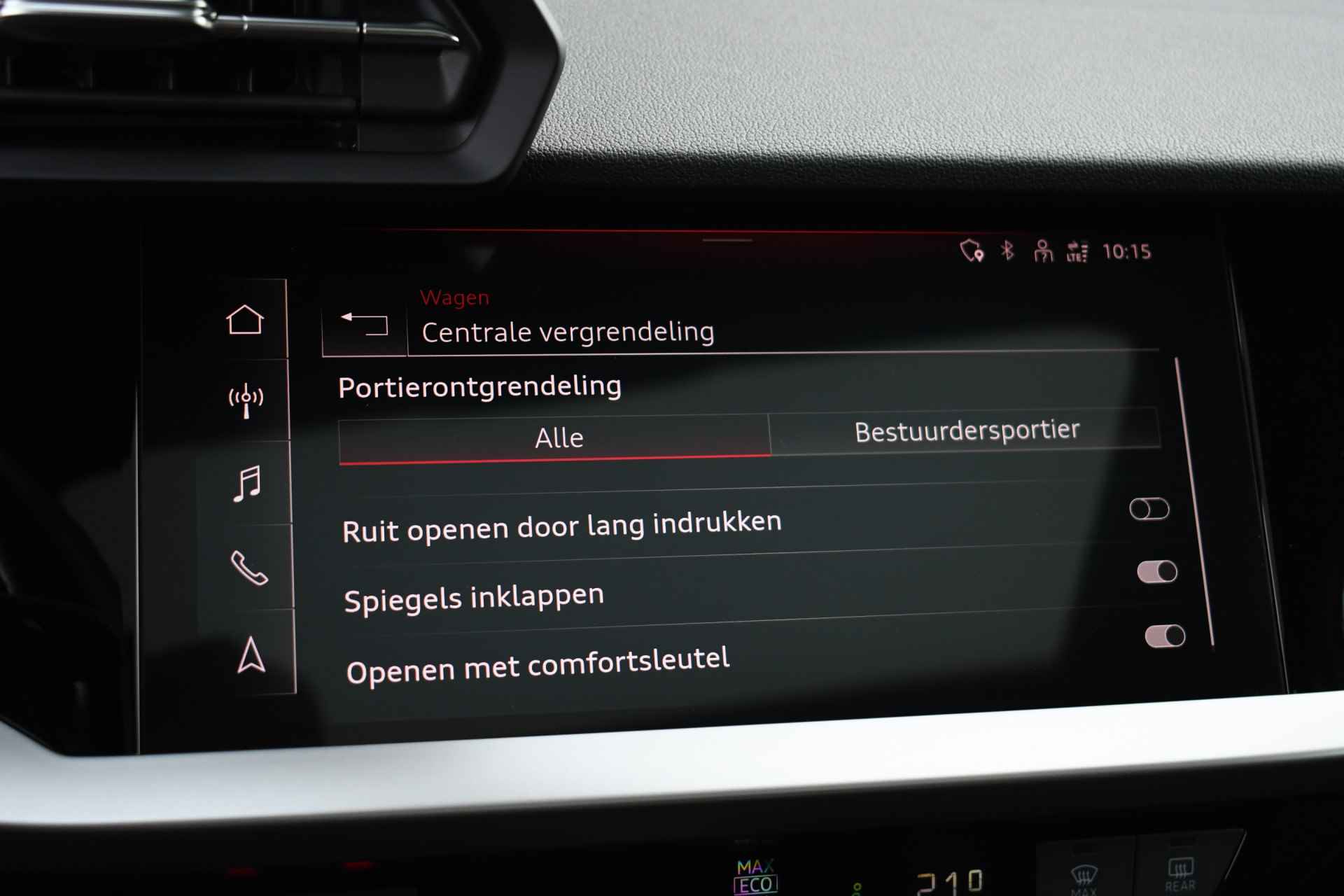 Audi A3 Sportback 35 TFSI 150pk Pano El-Klep Keyless Optic-black Carplay - 13/80